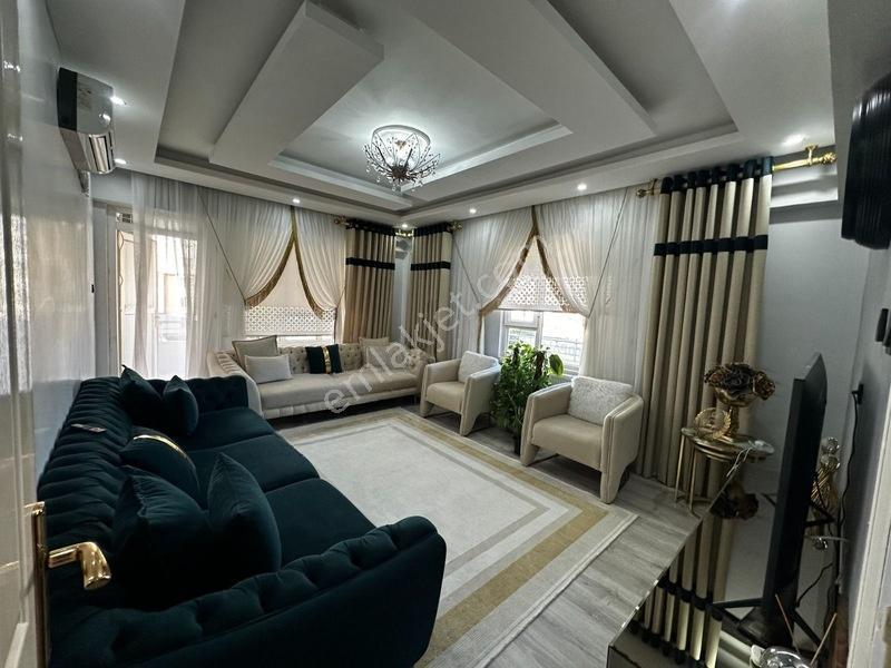 Kültür Emlaktan Karaköprü Ali Baba Mah. Bakımlı Arakat Daire 3+1