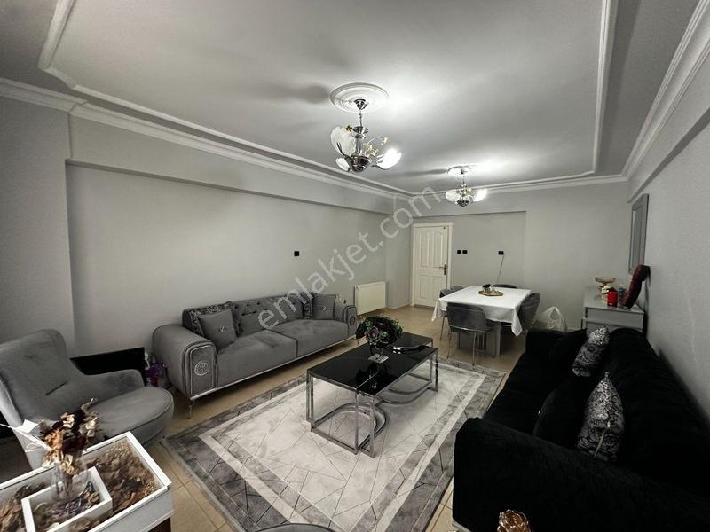 Kültür Emlaktan Karaköprü Ali Baba Mah. Bakımlı Arakat Daire 3+1 — fotoğraf 3