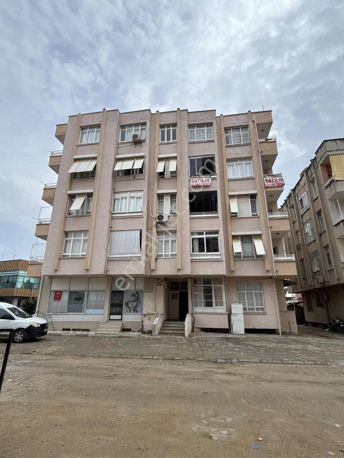Kozan Gayrimenkul'den Şehir Merkezinde Yapılı 3+1 Daire — fotoğraf 2