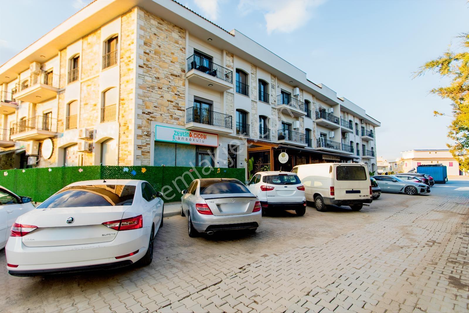 Foça Bağarası Hacıveli Mah. Merkezi Konumda Satılık 2+1 Daire