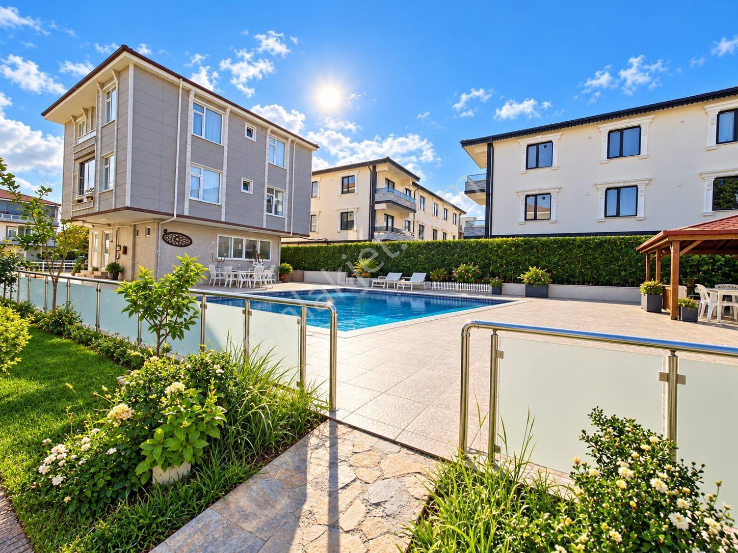 İlkim 2 Sitesi Havuz Cepheli Kombi — fotoğraf 7