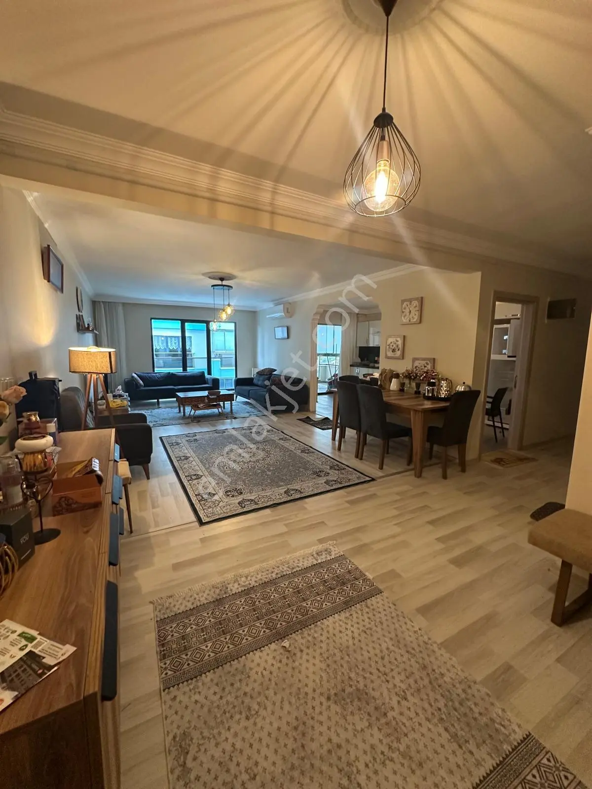 Detay'dan Rize Pazar'da Mavi Beyaz Sitesinde 3+1 Satılık Daire — fotoğraf 6