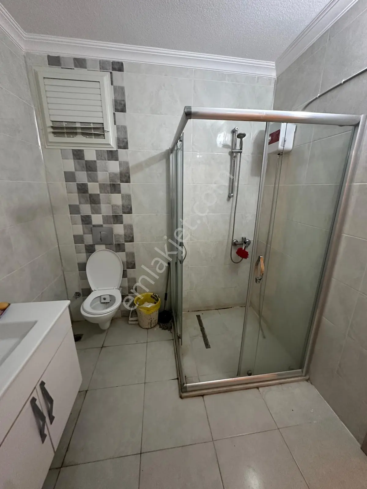 Detay'dan Rize Pazar'da Mavi Beyaz Sitesinde 3+1 Satılık Daire — fotoğraf 26