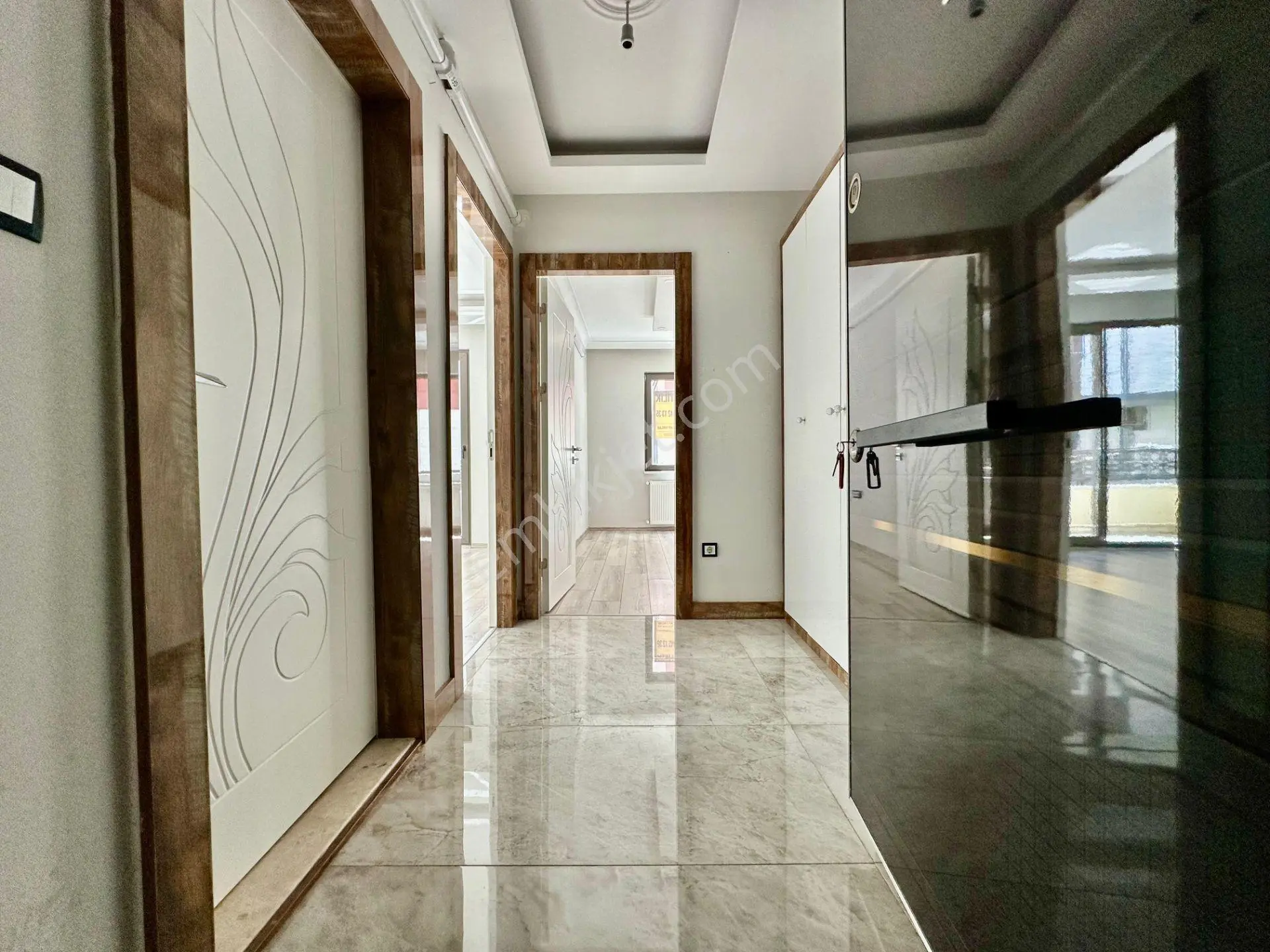 ꧁yetkili Ay Emlaktan꧂akçay'da Müstakil Tadında Denize Yakın Ebeveyn Banyolu Satılık 1+1 Lüks Daire — fotoğraf 32