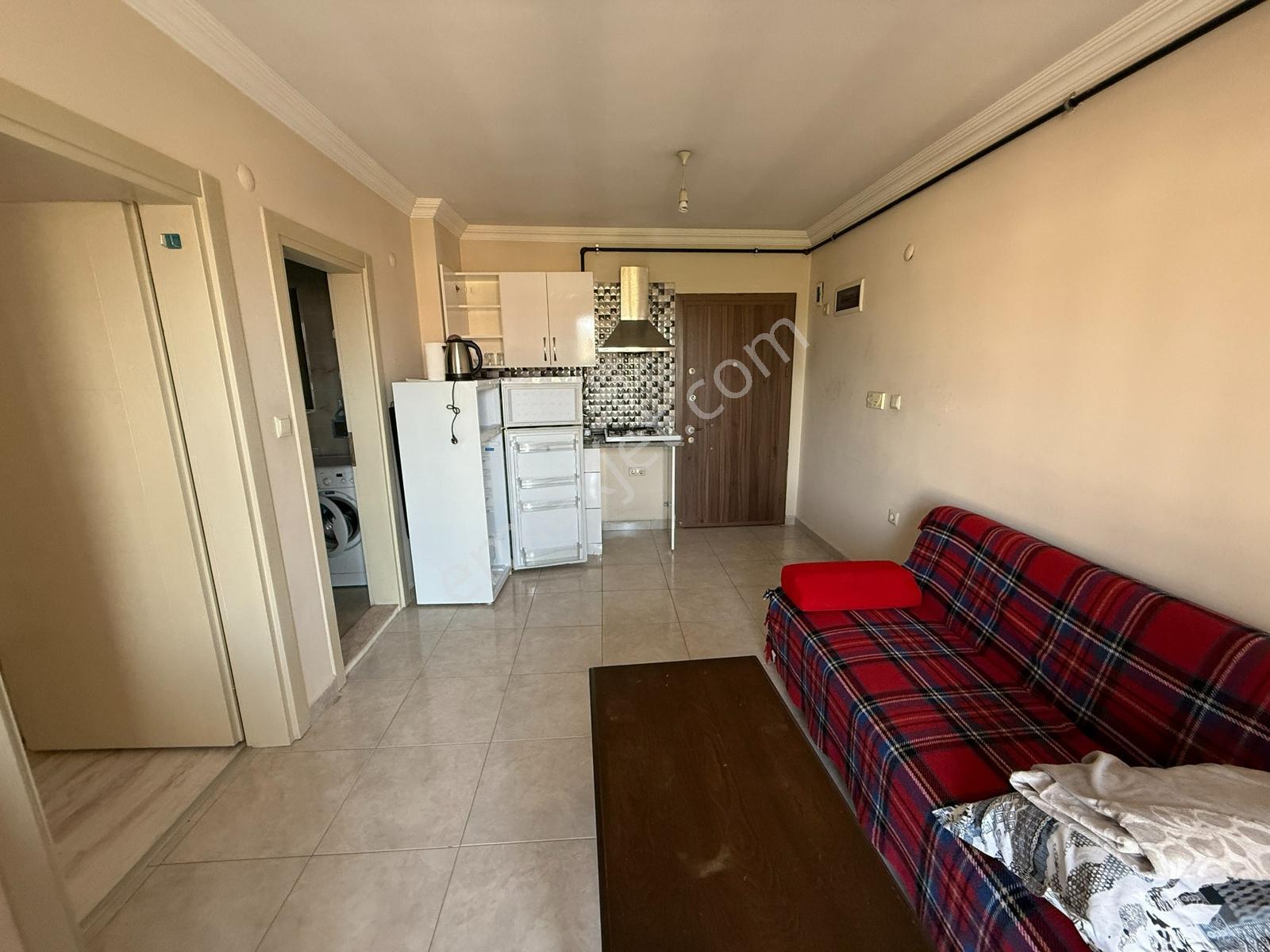 1+1 50 M2 Ara Kat Ön Cephe Kiracılı Eşyalı Satılık Daire — fotoğraf 7
