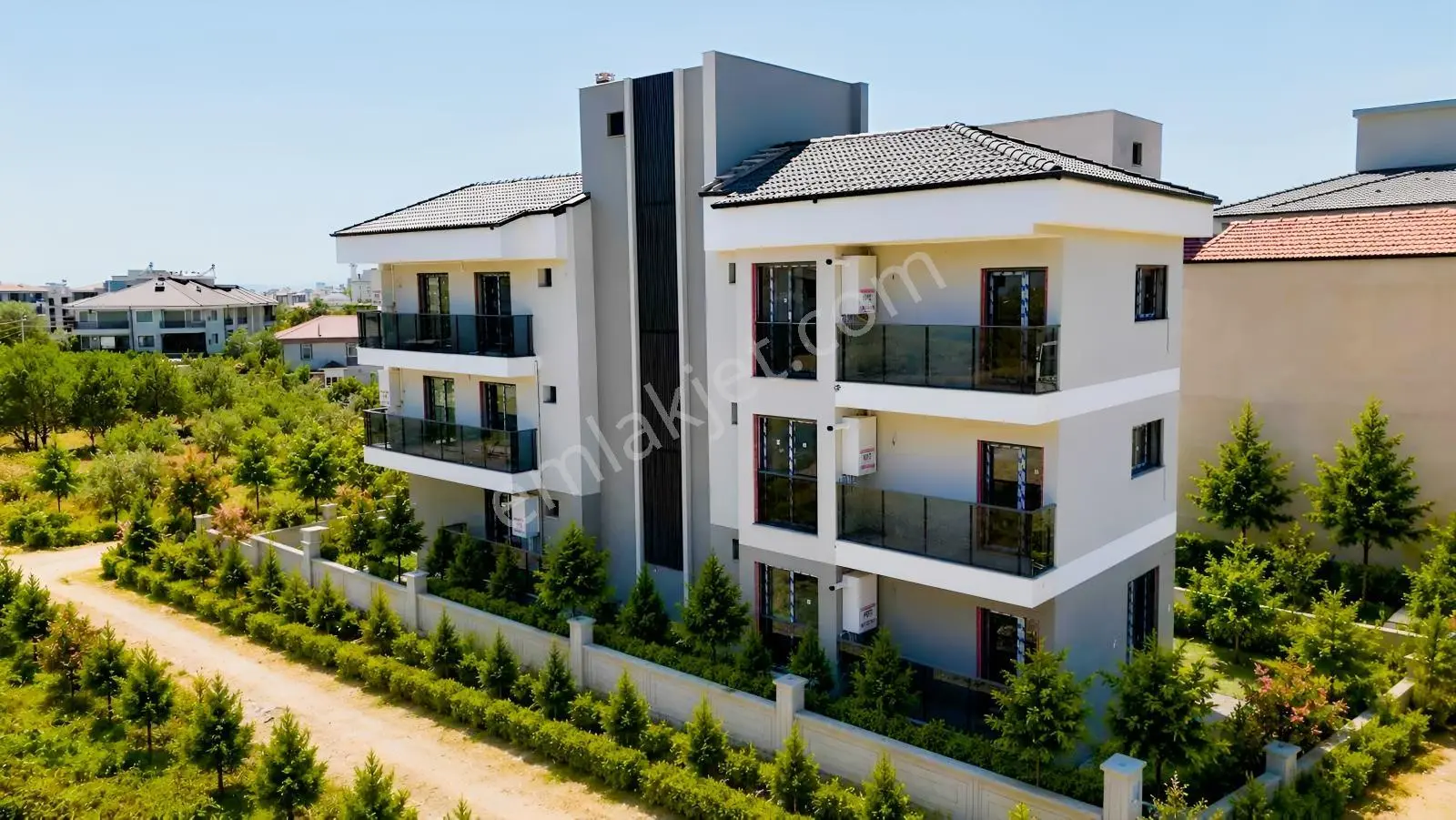 Karakayalar Bölgesinin En İyi En Şık 1+1 Daireleri — fotoğraf 2