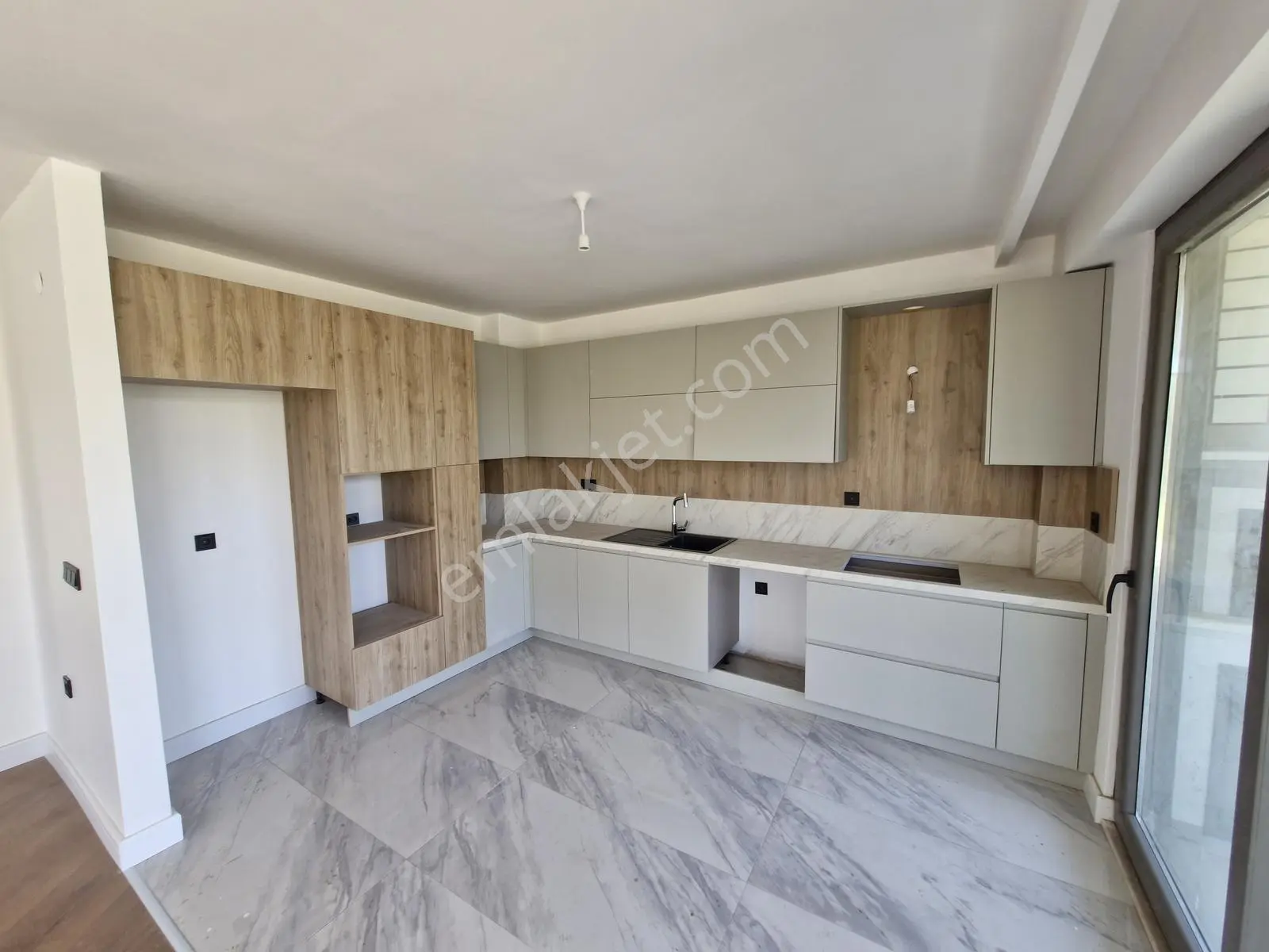 Eu Gayrimenkul'den Denize Sıfır Site İçinde 4+1 Müstakil Villa — fotoğraf 7