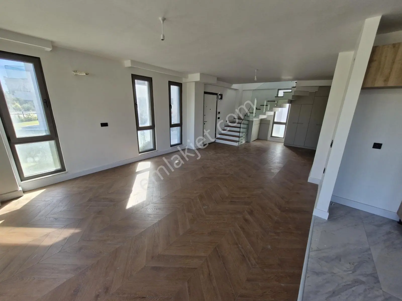 Eu Gayrimenkul'den Denize Sıfır Site İçinde 4+1 Müstakil Villa — fotoğraf 13