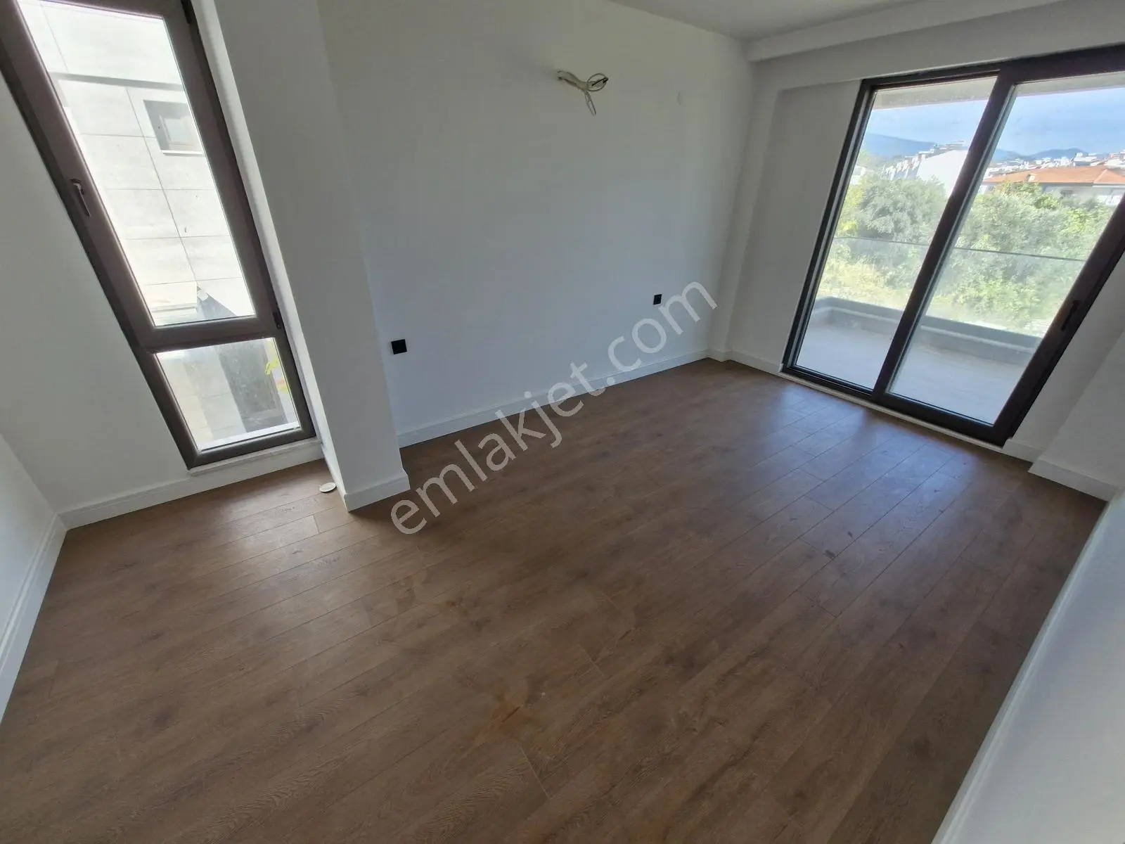 Eu Gayrimenkul'den Denize Sıfır Site İçinde 4+1 Müstakil Villa — fotoğraf 23