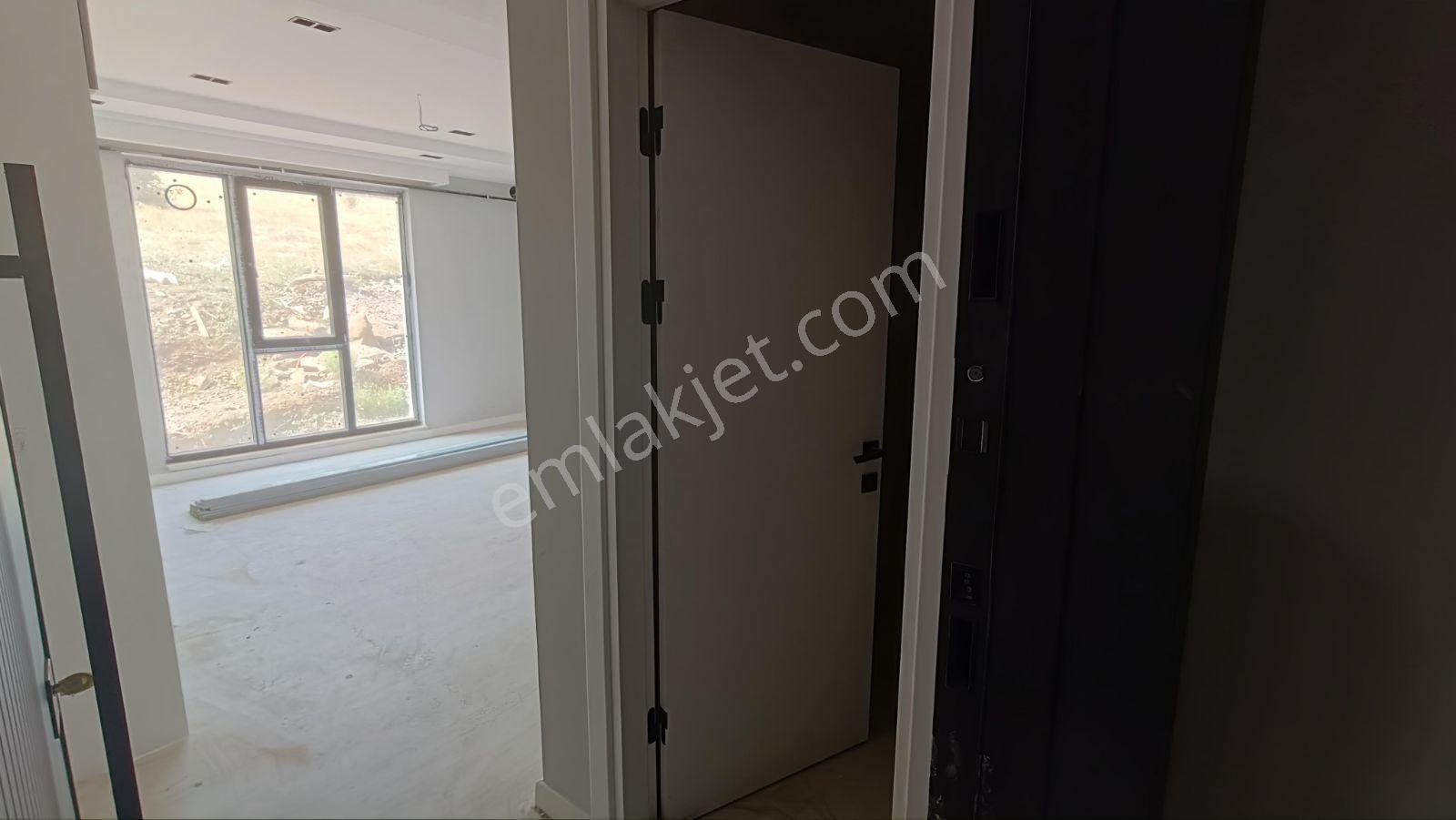 Vadi 4 Sitesinde Ara Kat Fırsat Daire — fotoğraf 7