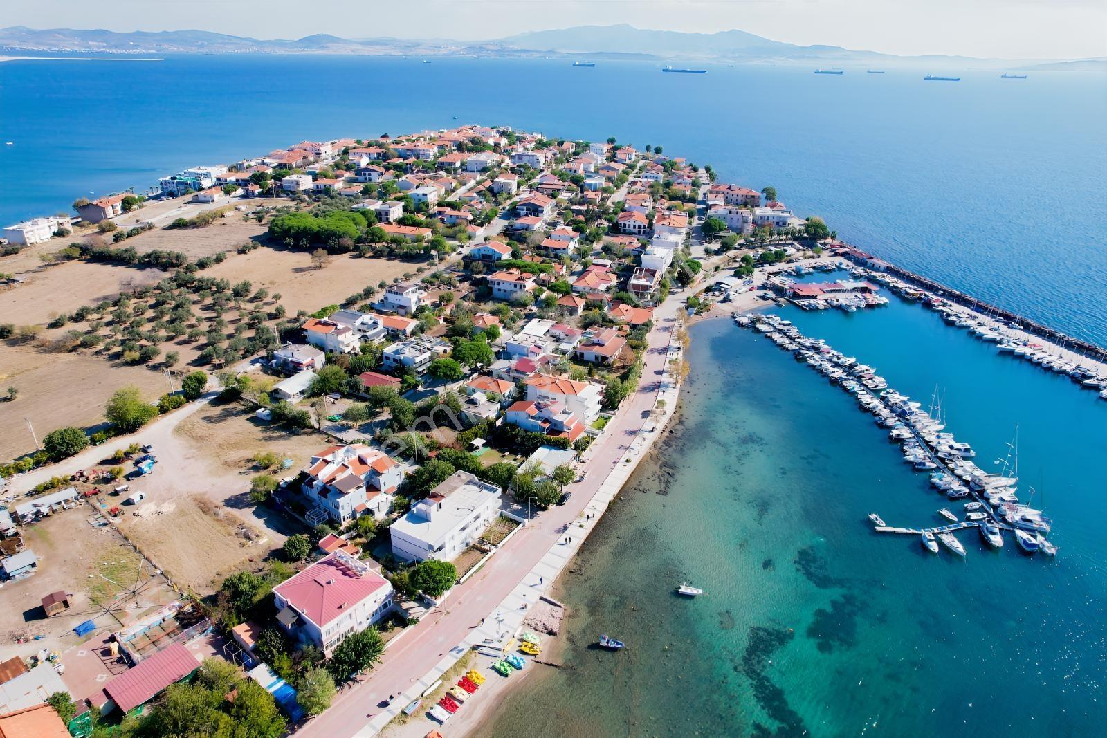 Çandarlının En Değerli Yerinde Ada Mevkinde 374 M2 Satılık Arsa — fotoğraf 17
