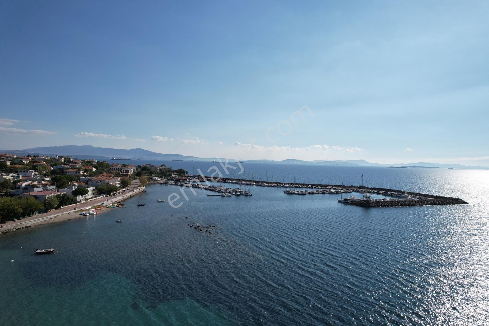 Çandarlının En Değerli Yerinde Ada Mevkinde 374 M2 Satılık Arsa — fotoğraf 24