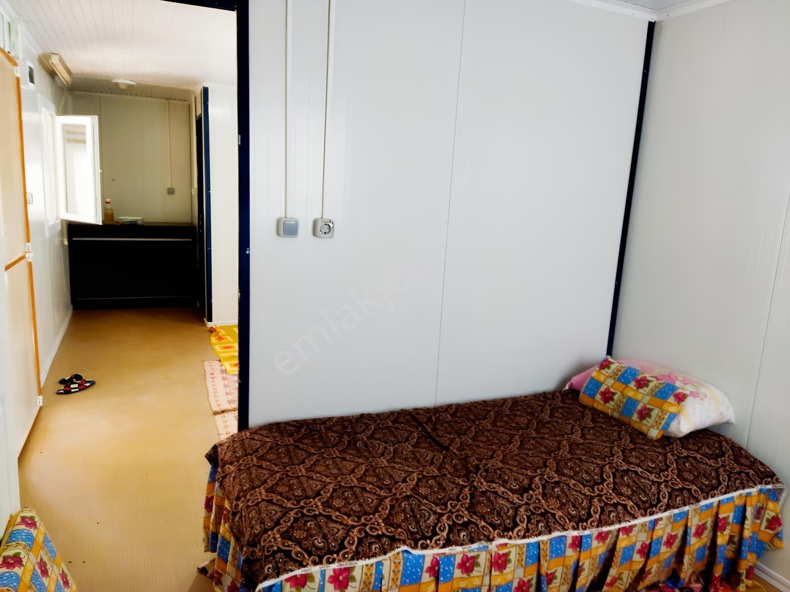 Erzden Kemalpaşa Aşağıkızılcada 430 M² Tek Tapulu Evli Bahçe — fotoğraf 10