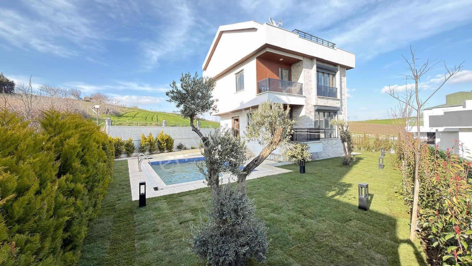 Büyükçekmece Kamilobada Sıfır Lüks Havuzlu Villa Fırsat — fotoğraf 9