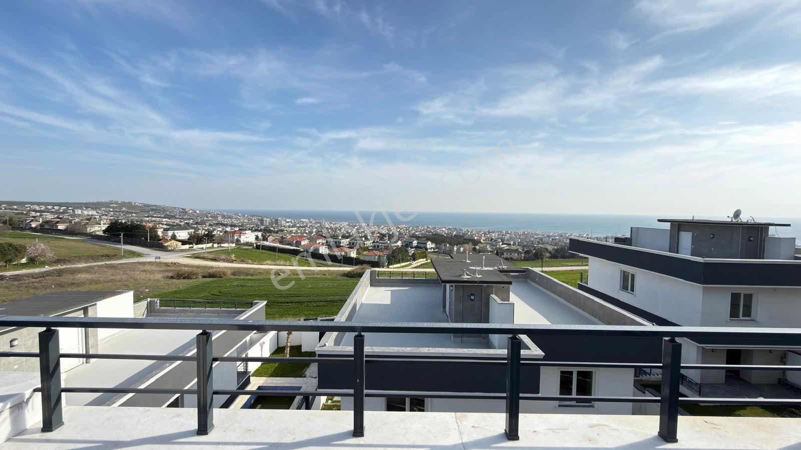 Büyükçekmece Kamilobada Sıfır Lüks Havuzlu Villa Fırsat — fotoğraf 11