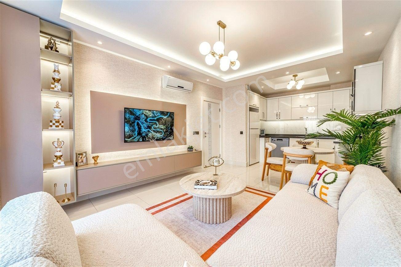 Alanya Tosmur’da Deniz Manzaralı Ultra Lüks Eşyalı 1+1 Satılık Daire — fotoğraf 5