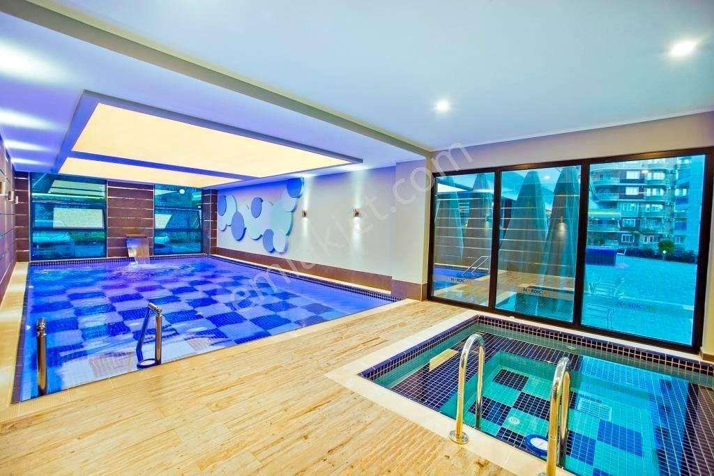 Alanya Tosmur’da Deniz Manzaralı Ultra Lüks Eşyalı 1+1 Satılık Daire — fotoğraf 27