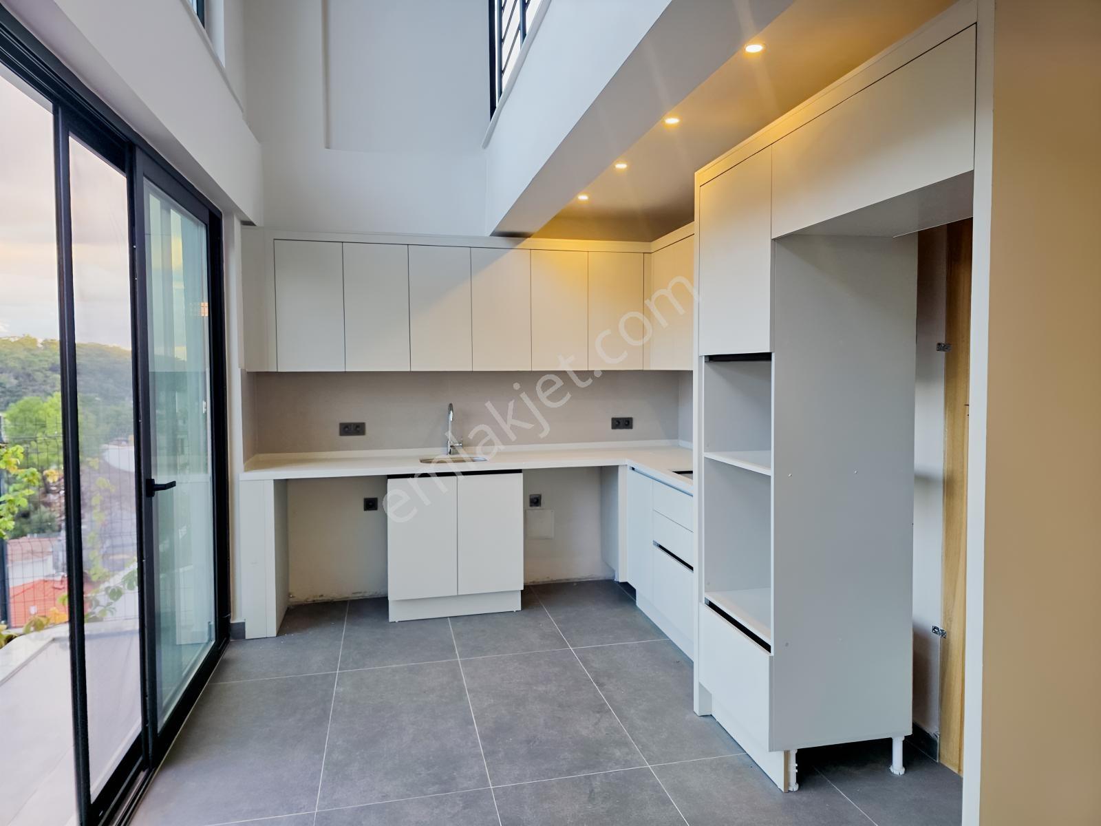 Sarıgerme Plajında Üst Segment, Ferah, Yerden Isıtmalı 4+1 Villa — fotoğraf 4