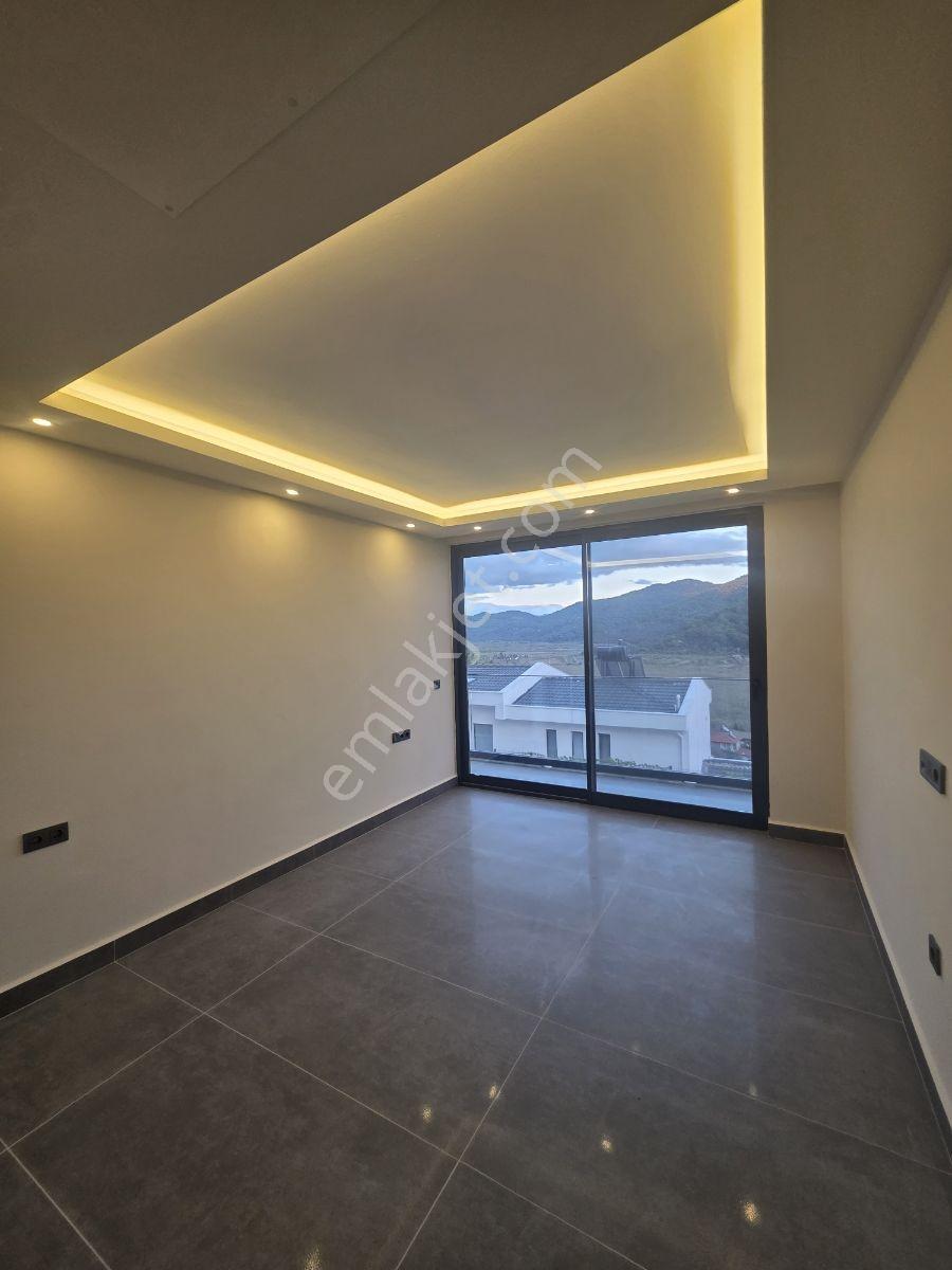 Sarıgerme Plajında Üst Segment, Ferah, Yerden Isıtmalı 4+1 Villa — fotoğraf 14