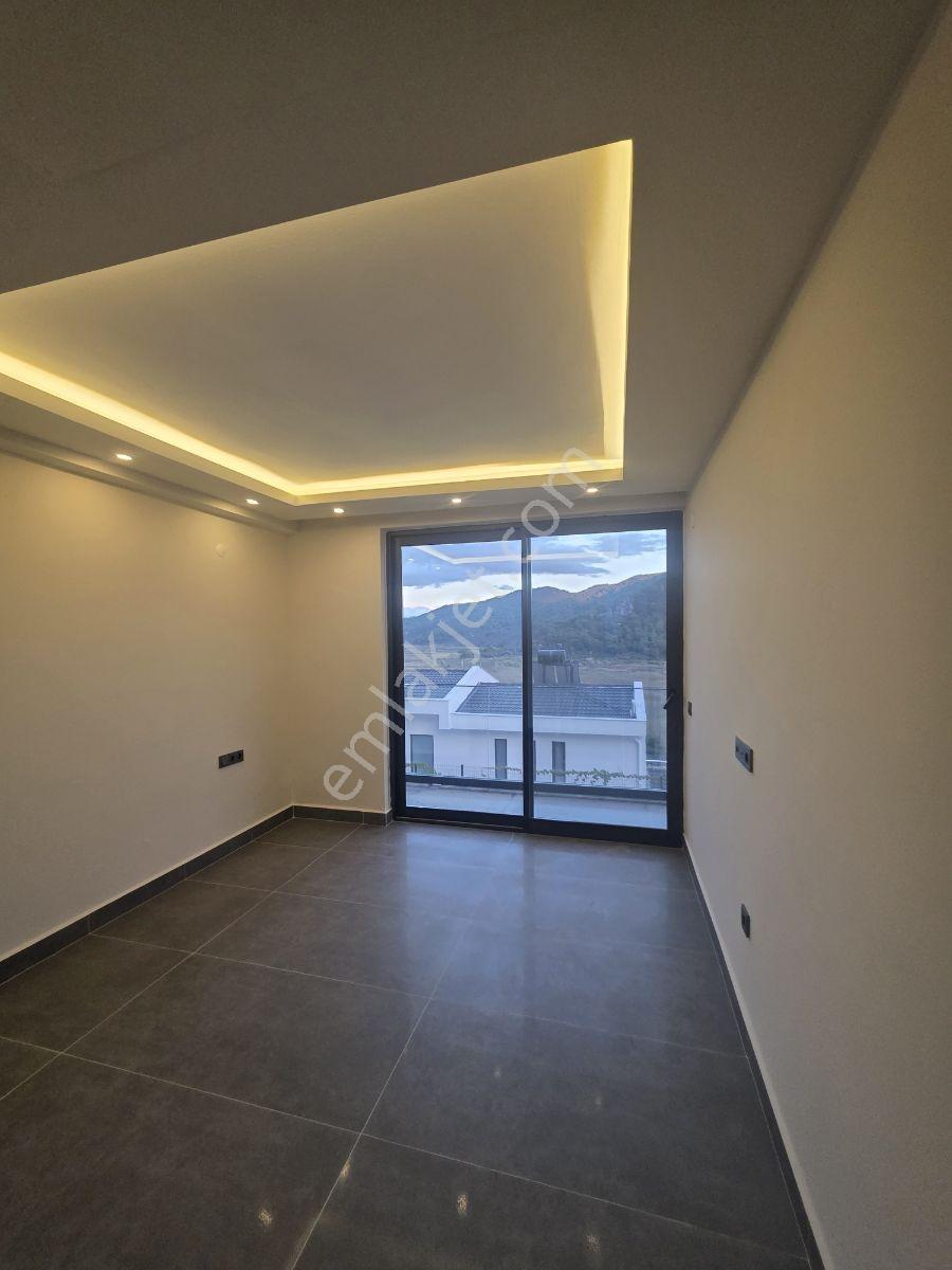 Sarıgerme Plajında Üst Segment, Ferah, Yerden Isıtmalı 4+1 Villa — fotoğraf 15