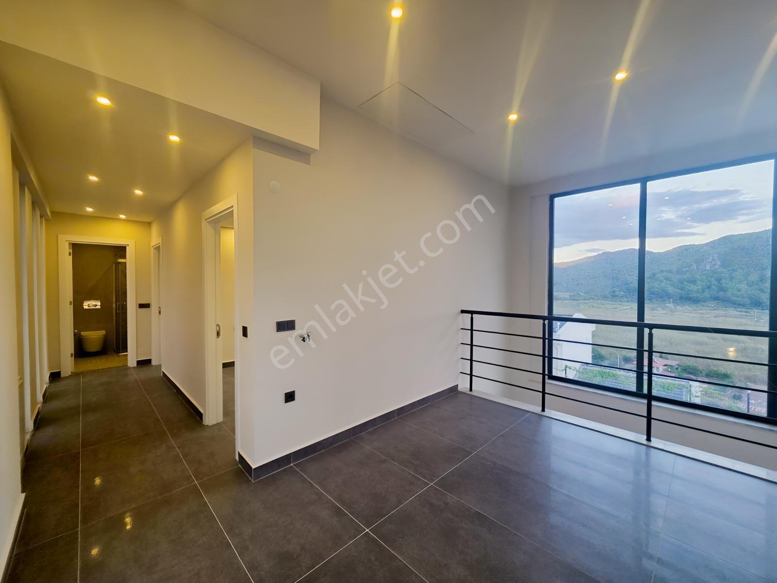 Sarıgerme Plajında Üst Segment, Ferah, Yerden Isıtmalı 4+1 Villa — fotoğraf 19