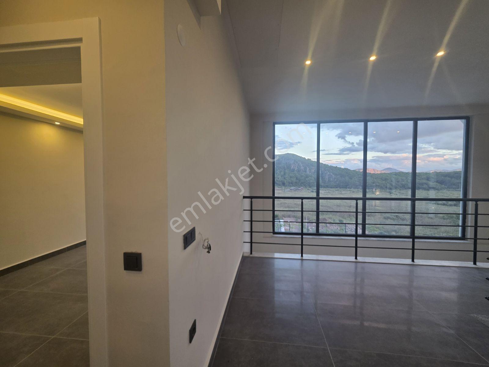 Sarıgerme Plajında Üst Segment, Ferah, Yerden Isıtmalı 4+1 Villa — fotoğraf 20