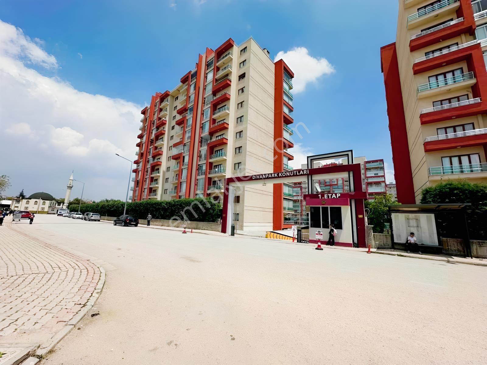 Yasin Cantez 'Den Divan Park Konutları'Nda Lüks 4+1 Yaşam!