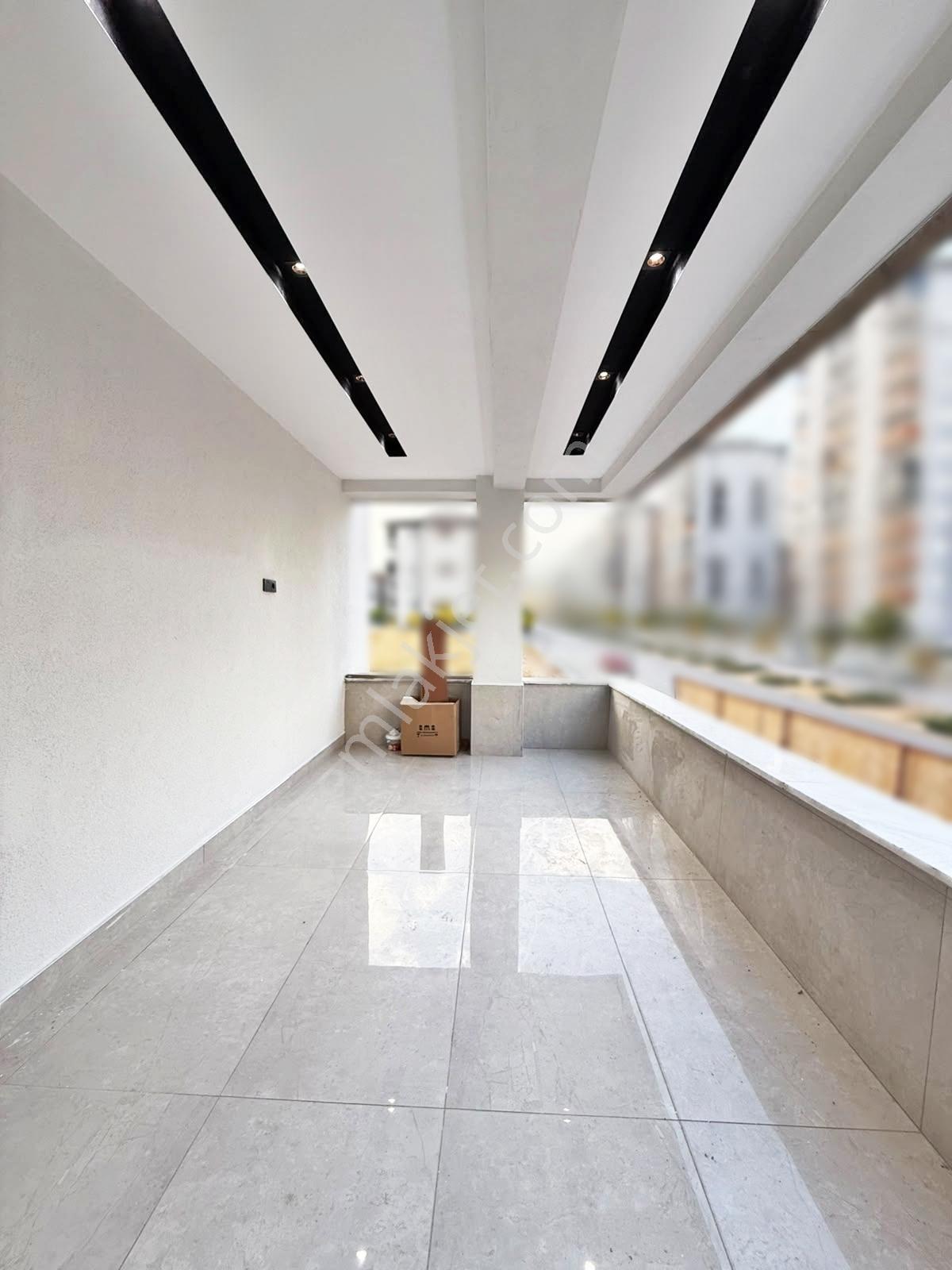 Karacaahmet2'de Cadde Üzr.kat Ve Cephe Seç.modern Tasarm Lüx 2+1 — fotoğraf 12