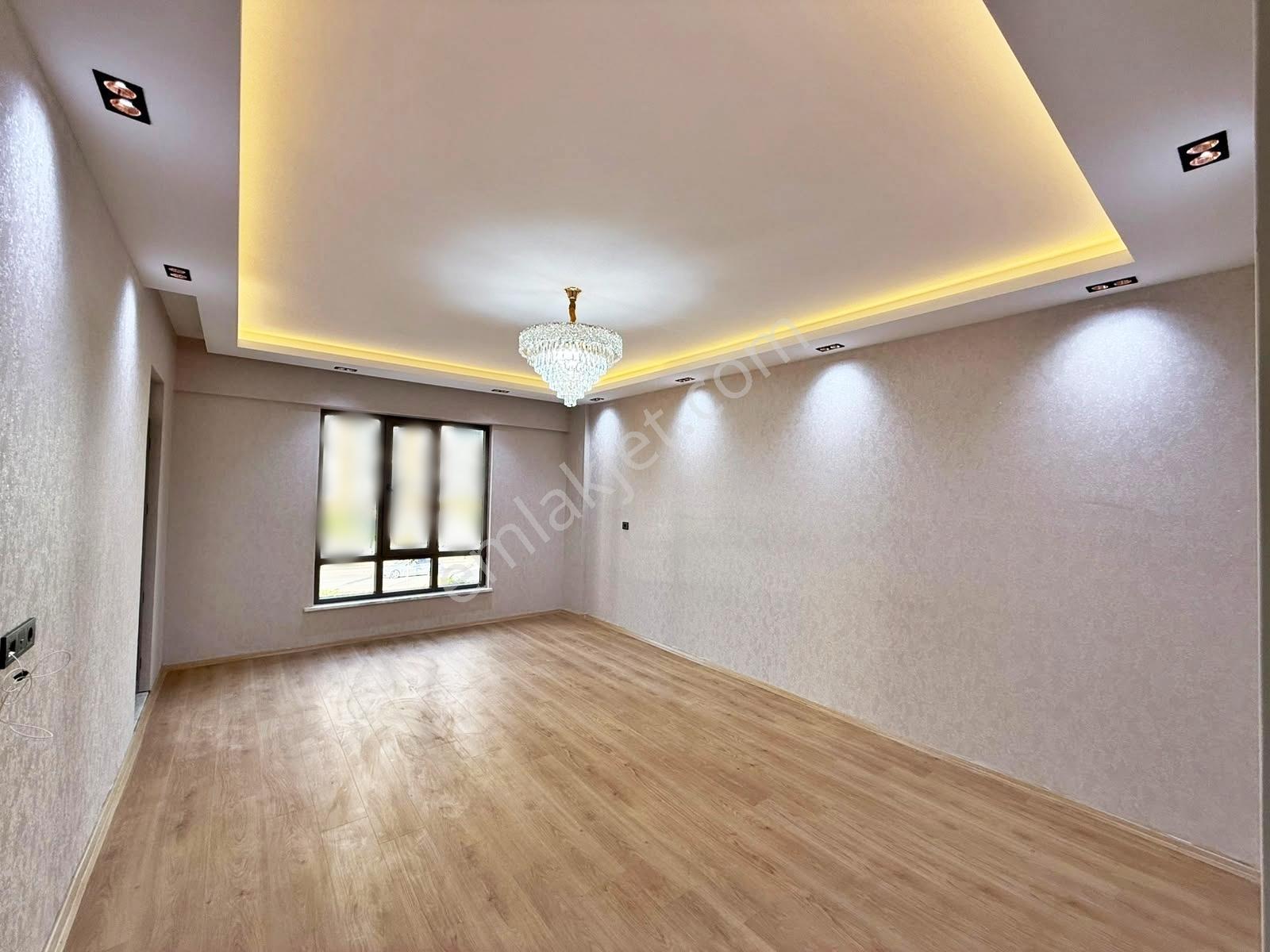 Karacaahmet2'de Cadde Üzr.kat Ve Cephe Seç.modern Tasarm Lüx 2+1 — fotoğraf 18