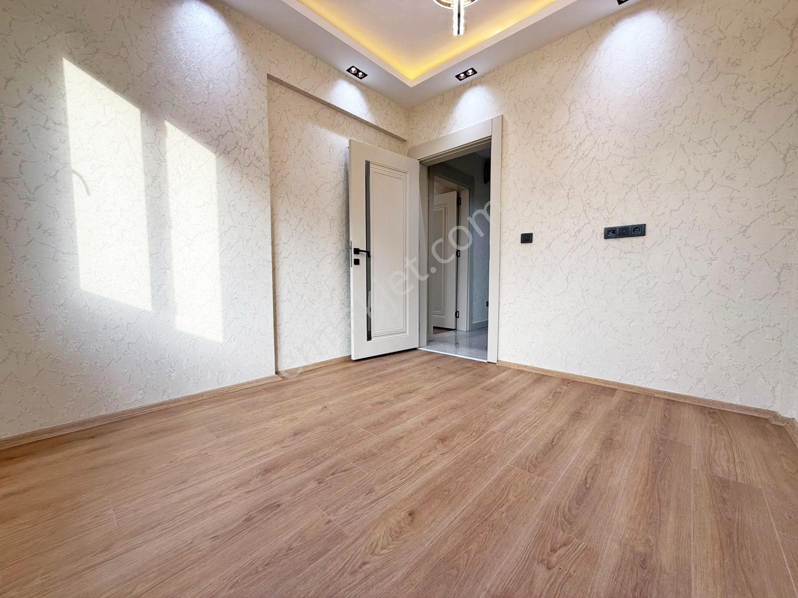 Karacaahmet2'de Cadde Üzr.kat Ve Cephe Seç.modern Tasarm Lüx 2+1 — fotoğraf 24