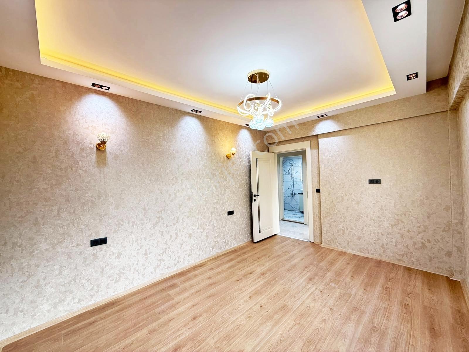 Karacaahmet2'de Cadde Üzr.kat Ve Cephe Seç.modern Tasarm Lüx 2+1 — fotoğraf 27