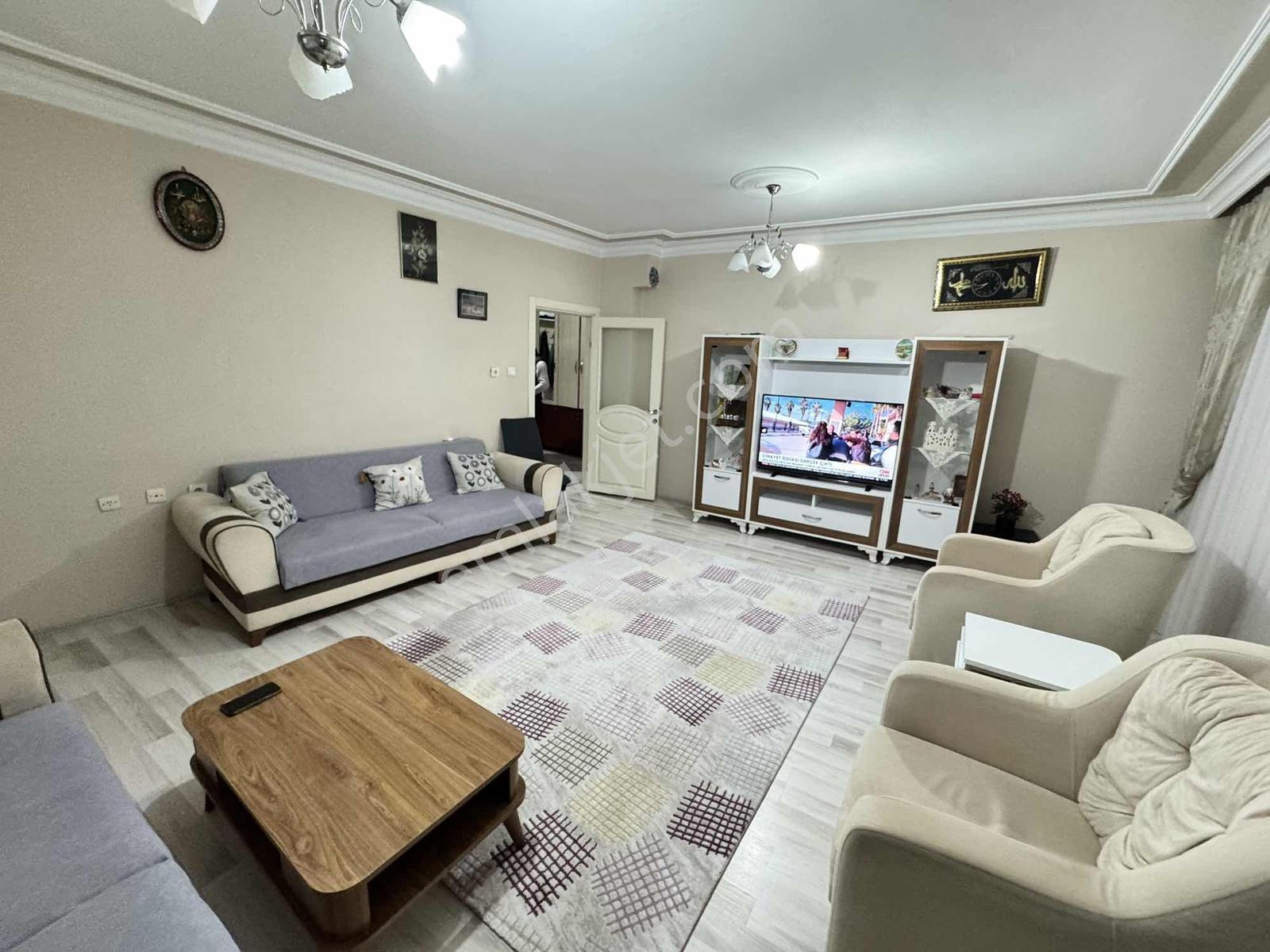 Cumhuriyet Parkına Yakın Satılık 3+1 Daire — fotoğraf 2