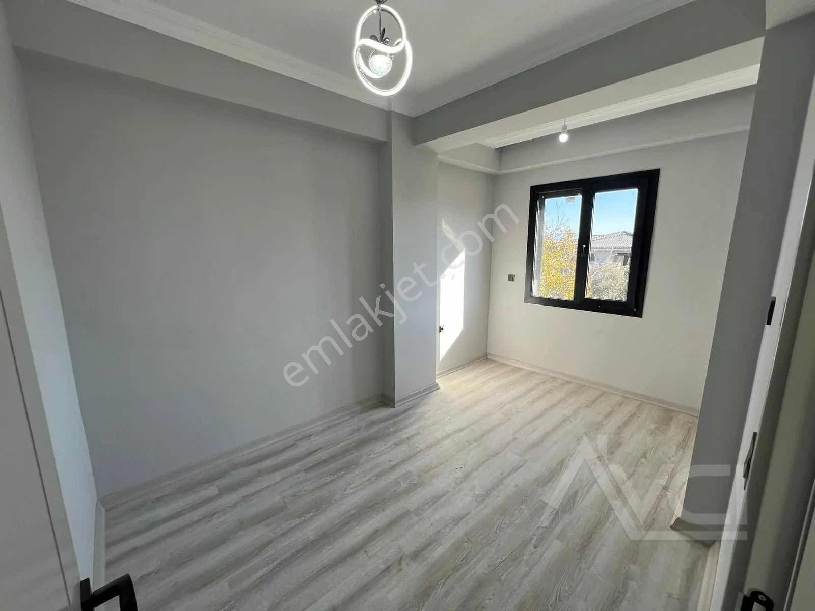 Avcı'dan Yürüyüş Yolu Cepheli 4+1 Tam Müstakil 300m2 Arsa Villa — fotoğraf 7