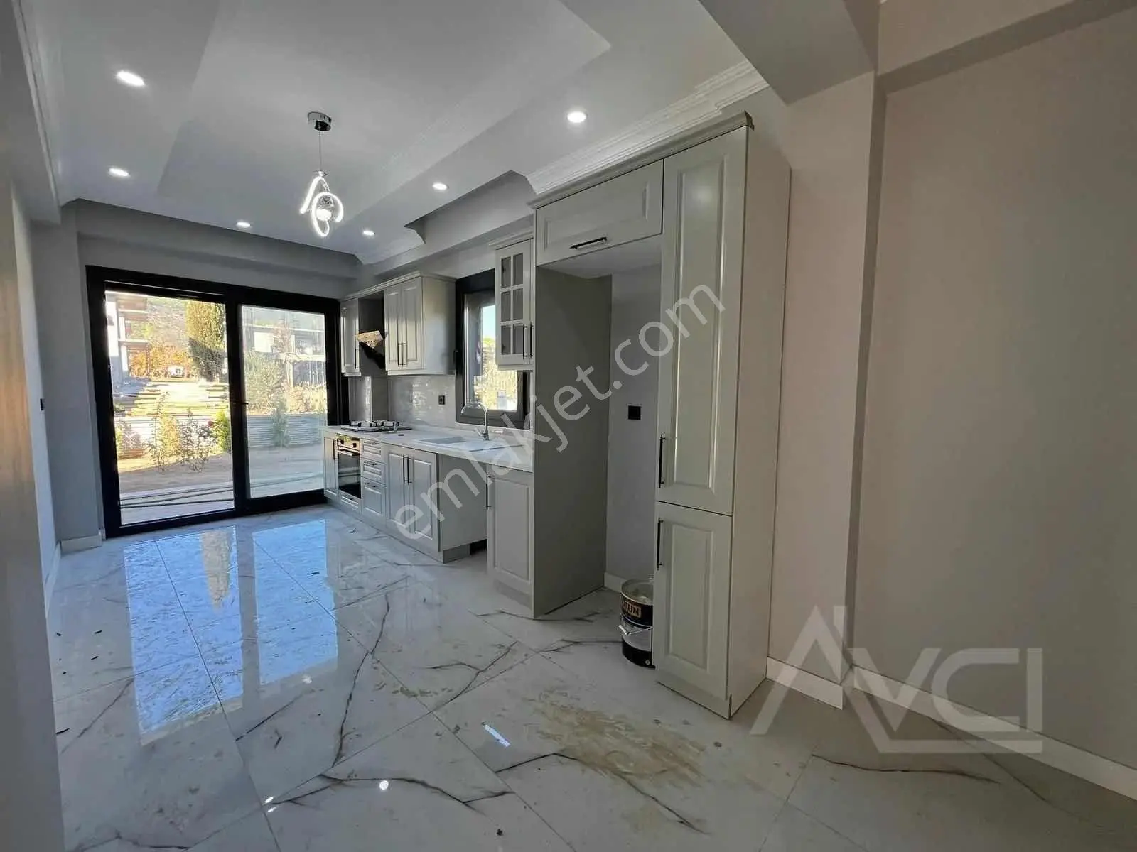 Avcı'dan Yürüyüş Yolu Cepheli 4+1 Tam Müstakil 300m2 Arsa Villa — fotoğraf 26