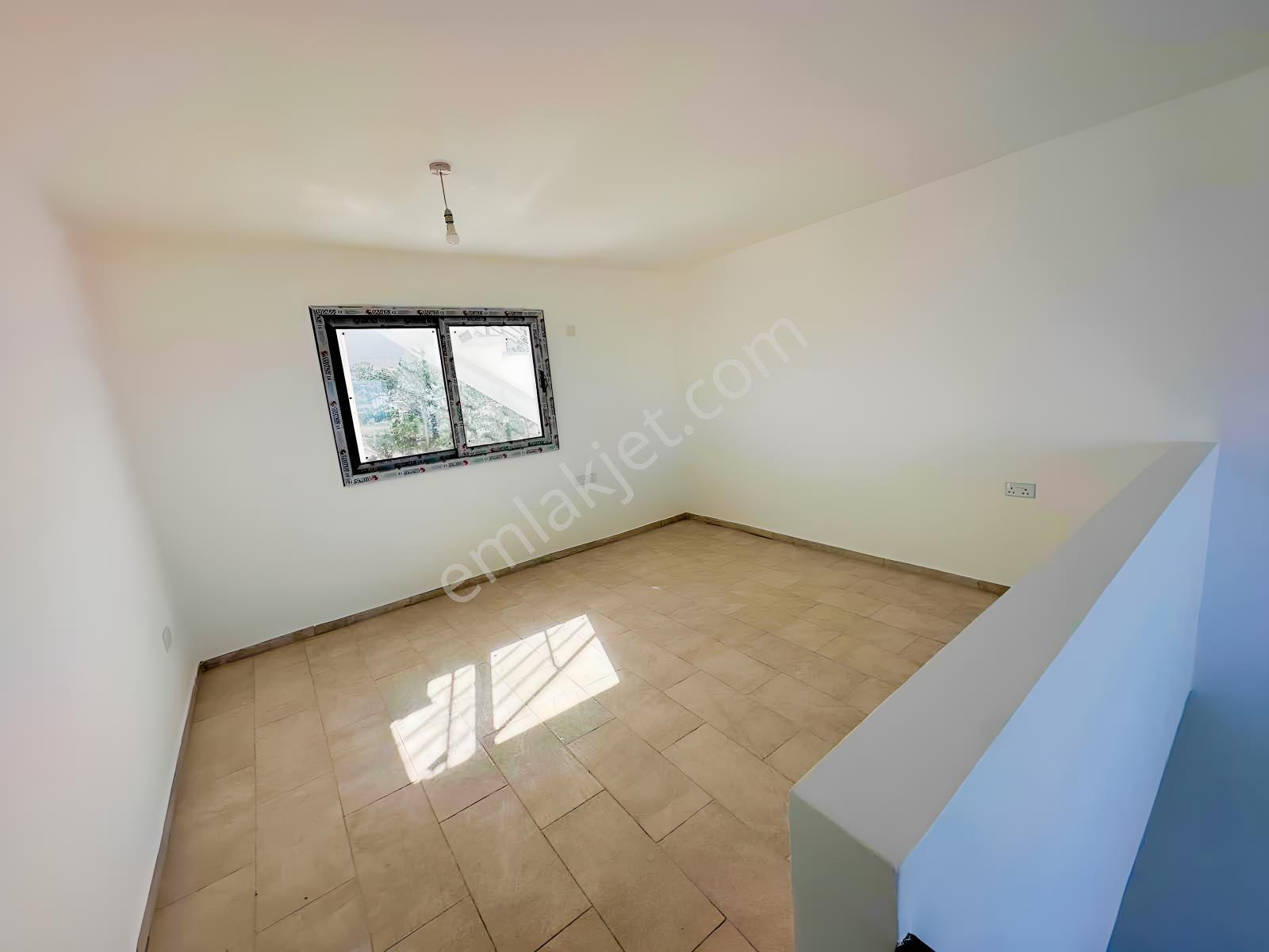 Kktc Lj Parkta Deniz Kenarında Satılık 1+1 Loft Daire — fotoğraf 3