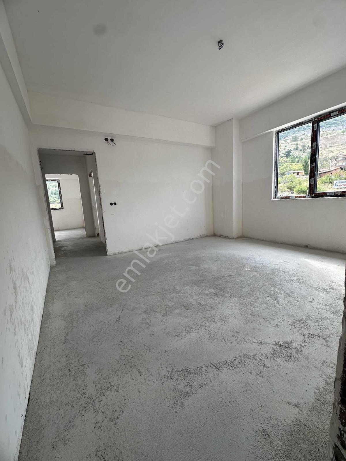 Akbilekte Panaromik Şehir Manzaralı Arakat Köşe Satılık 3+1 — fotoğraf 28