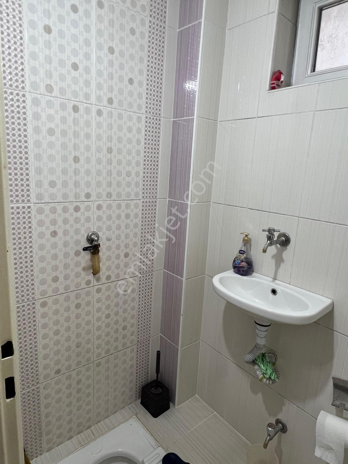 Kartal'dan Emekevler Sitesinde 2+1 Merkezi Sistem Ara Kat Daire — fotoğraf 6