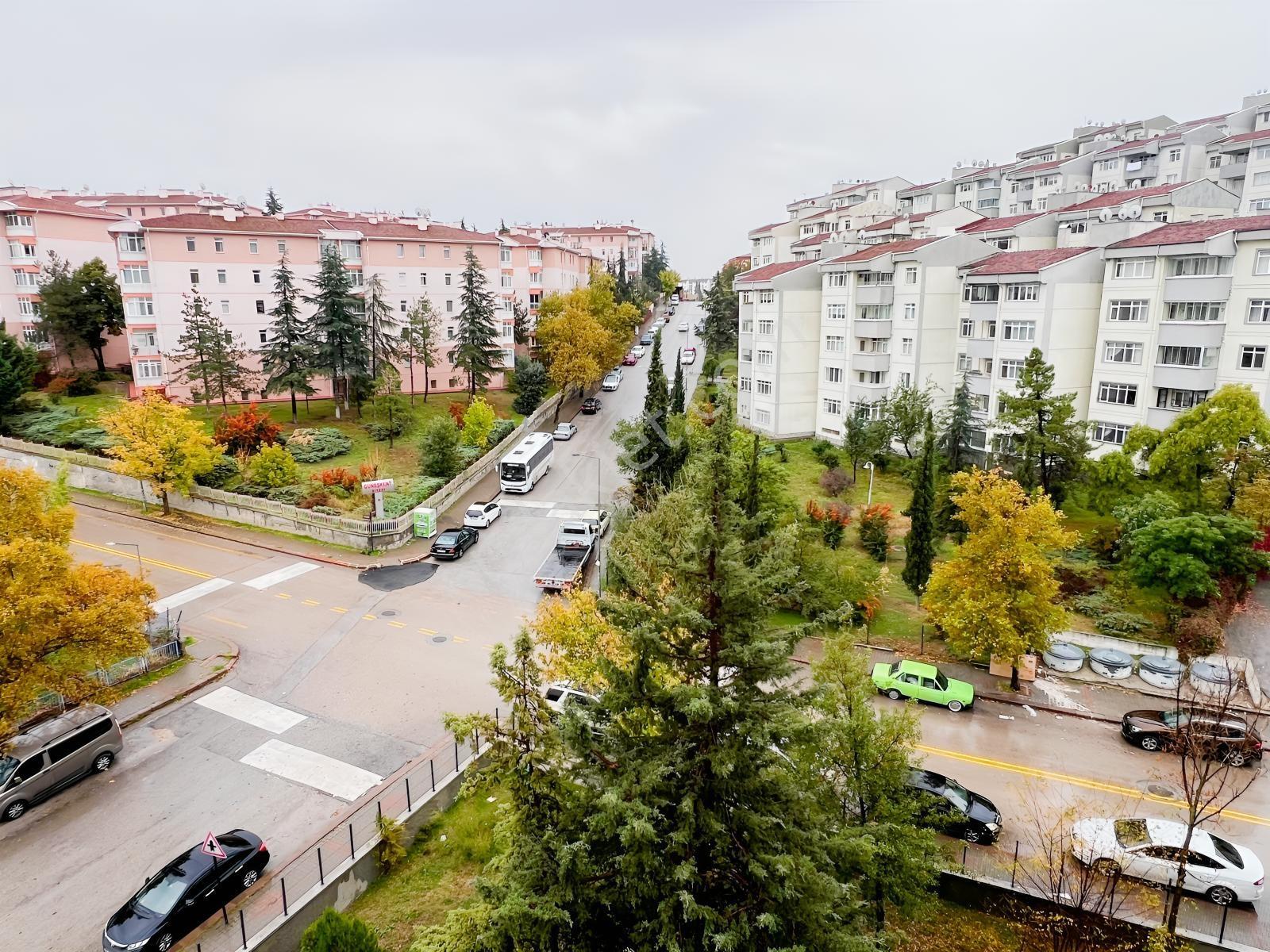 Kartal'dan Emekevler Sitesinde 2+1 Merkezi Sistem Ara Kat Daire — fotoğraf 11