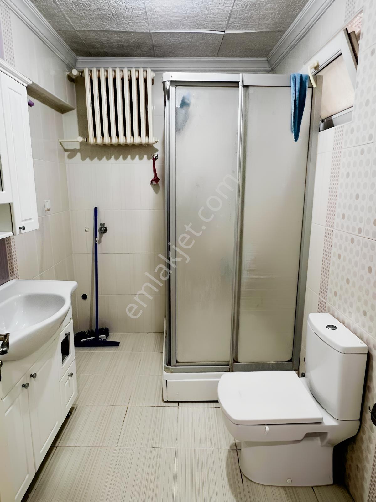 Kartal'dan Emekevler Sitesinde 2+1 Merkezi Sistem Ara Kat Daire — fotoğraf 14