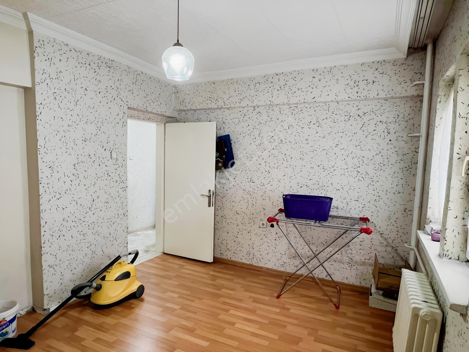 Kartal'dan Emekevler Sitesinde 2+1 Merkezi Sistem Ara Kat Daire — fotoğraf 18