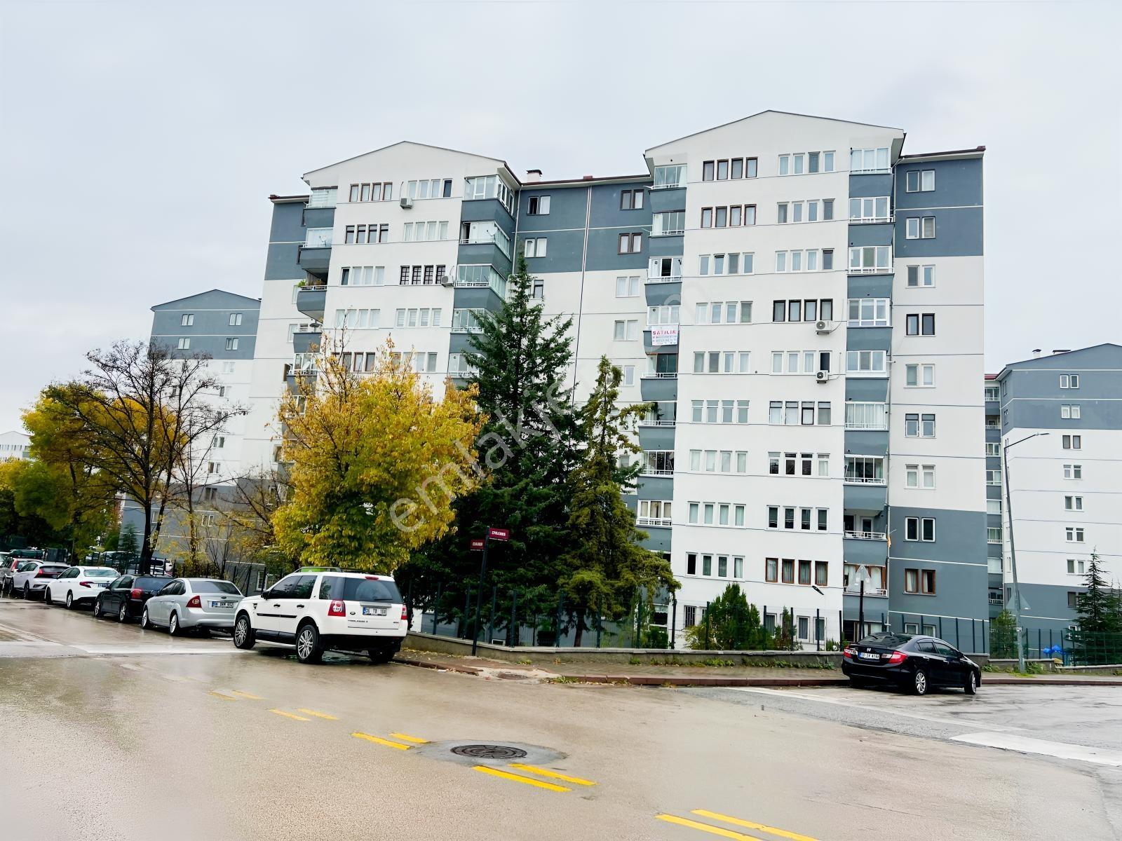 Kartal'dan Emekevler Sitesinde 2+1 Merkezi Sistem Ara Kat Daire — fotoğraf 34