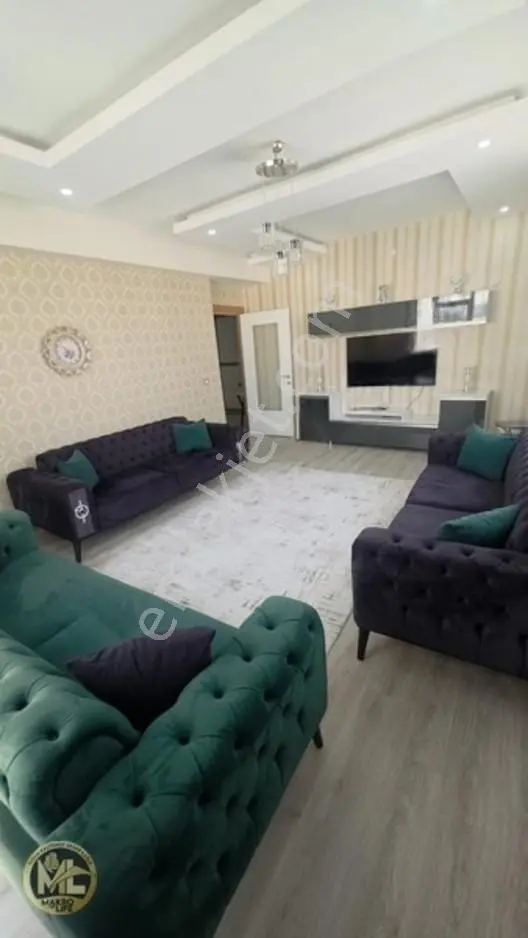 Fabrika Mahallesinde Ana Cadde Üzerinde Satılık 3+1 Daire