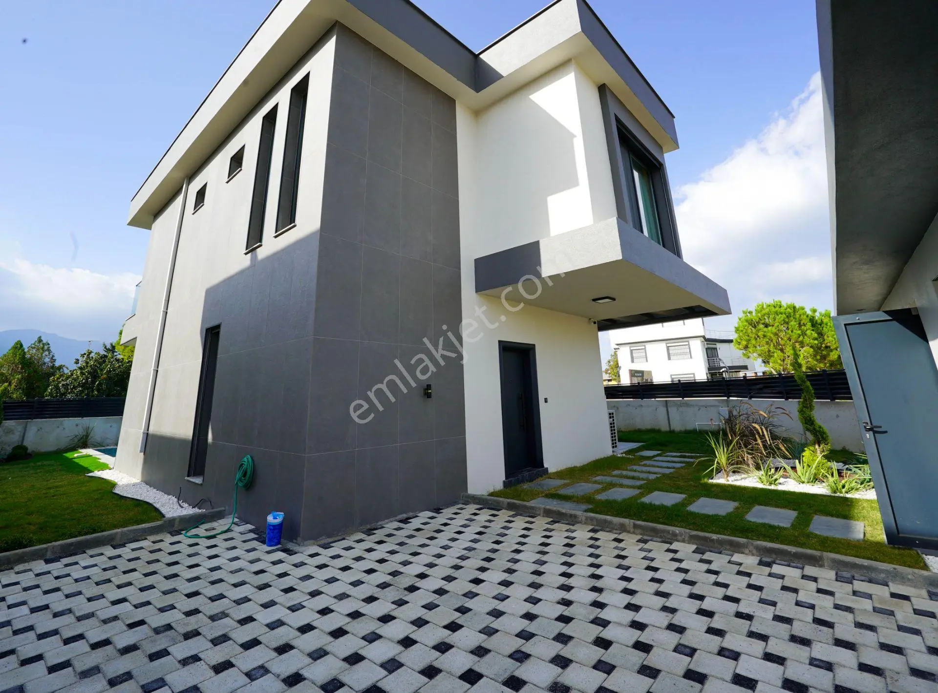 Kuşadası Güzelçamlıda Lüks Müstakil Satılık Villa — fotoğraf 3
