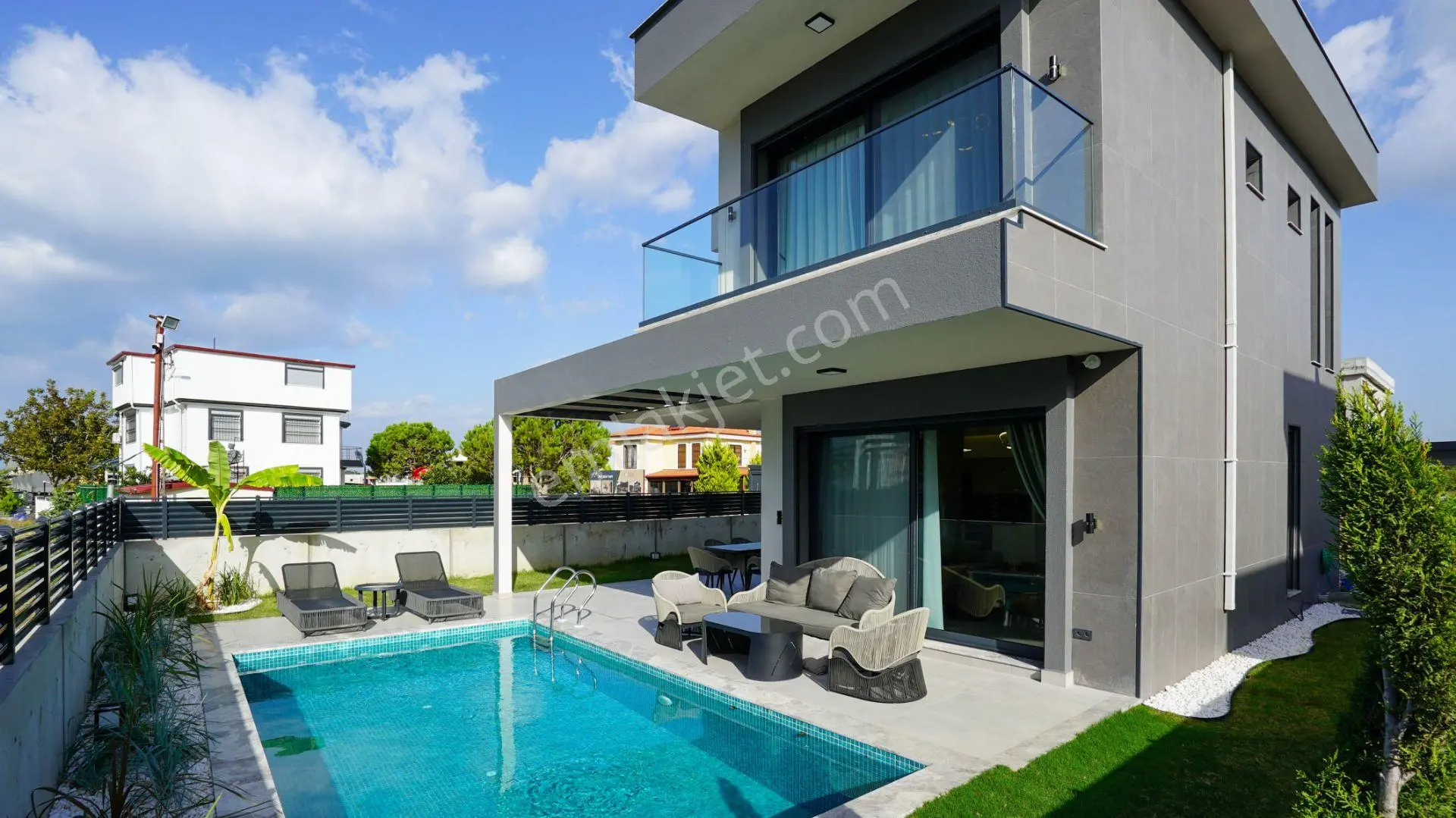 Kuşadası Güzelçamlıda Lüks Müstakil Satılık Villa — fotoğraf 5