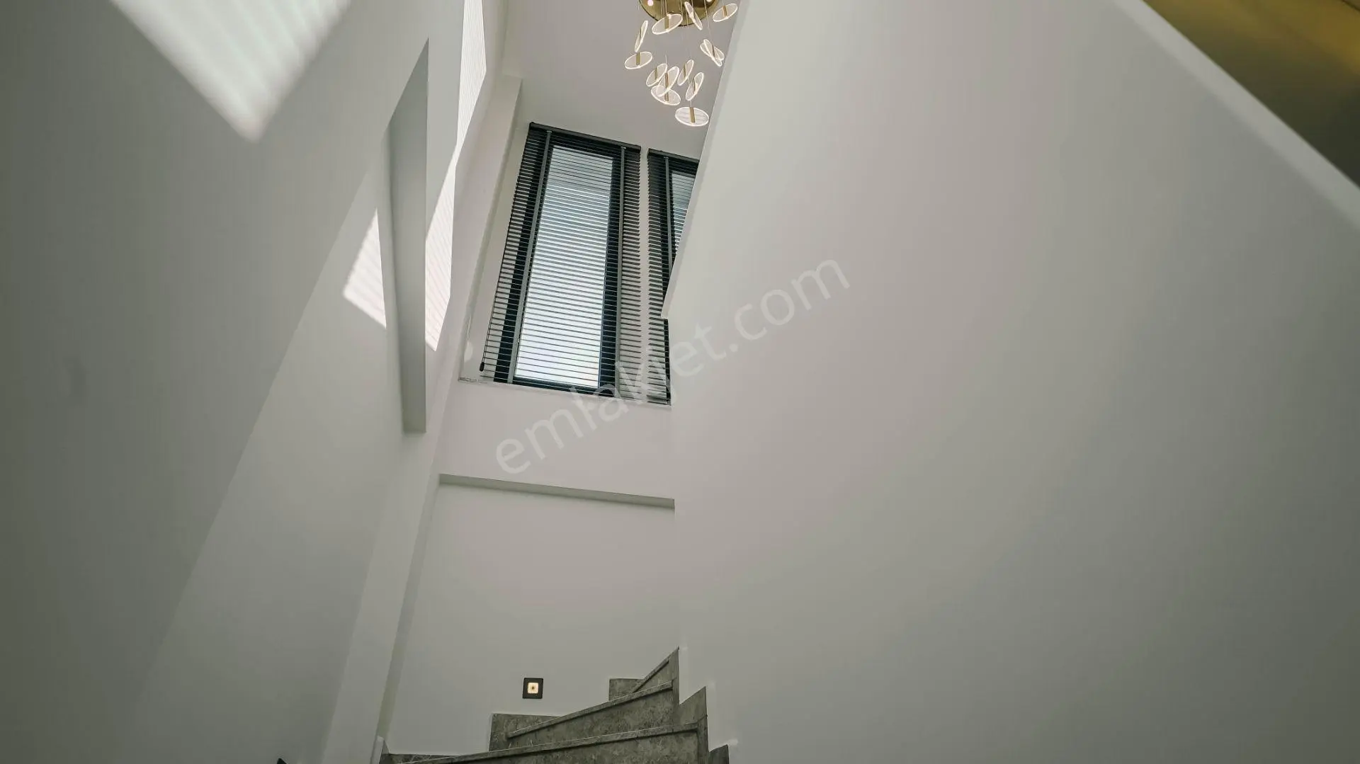Kuşadası Güzelçamlıda Lüks Müstakil Satılık Villa — fotoğraf 22