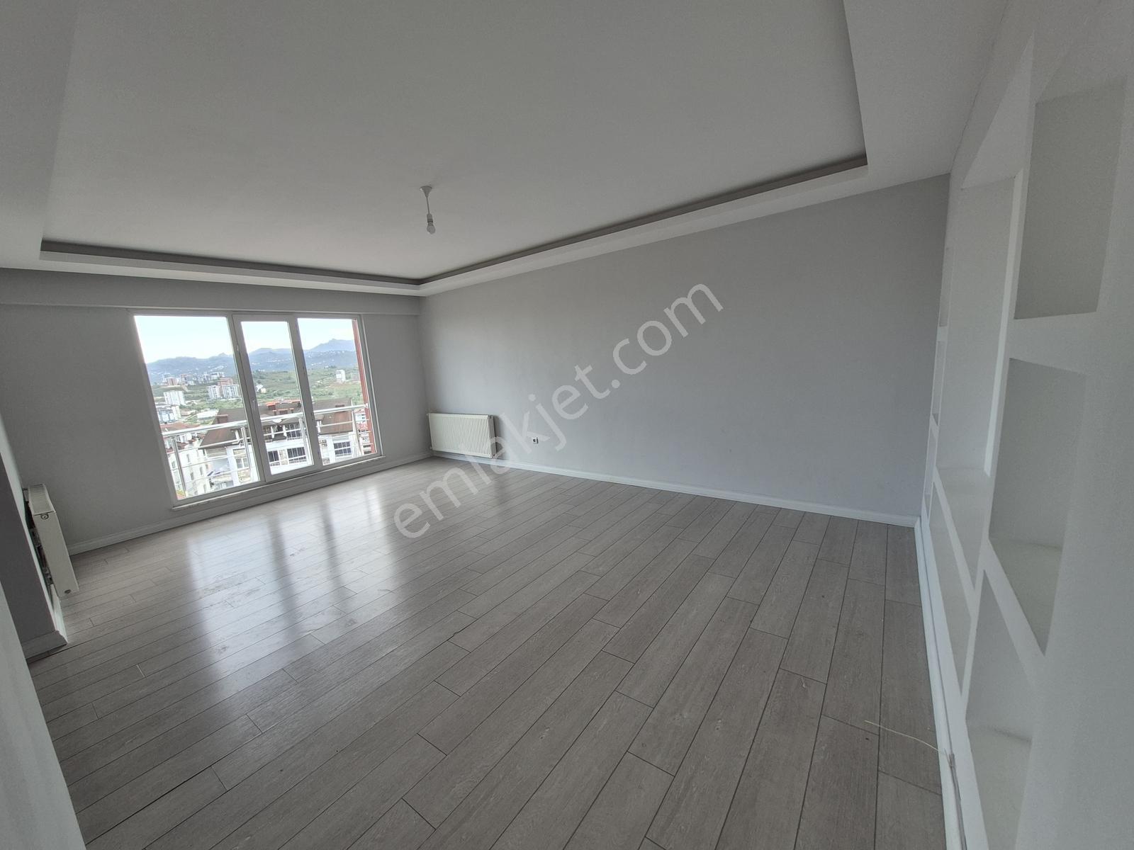 Ordu Şahincilide Kamelya Konaklarında Satılık 3+1 Çatı Katı — fotoğraf 2