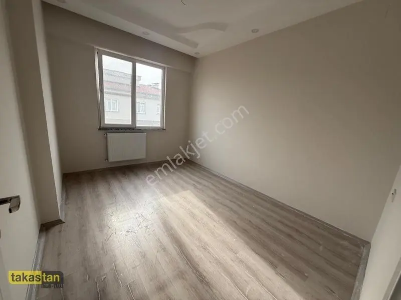 Alparslan 1de 3.kat Yüksekliğinde Önü Açık Masrafsız 3+1 Fısrat — fotoğraf 25