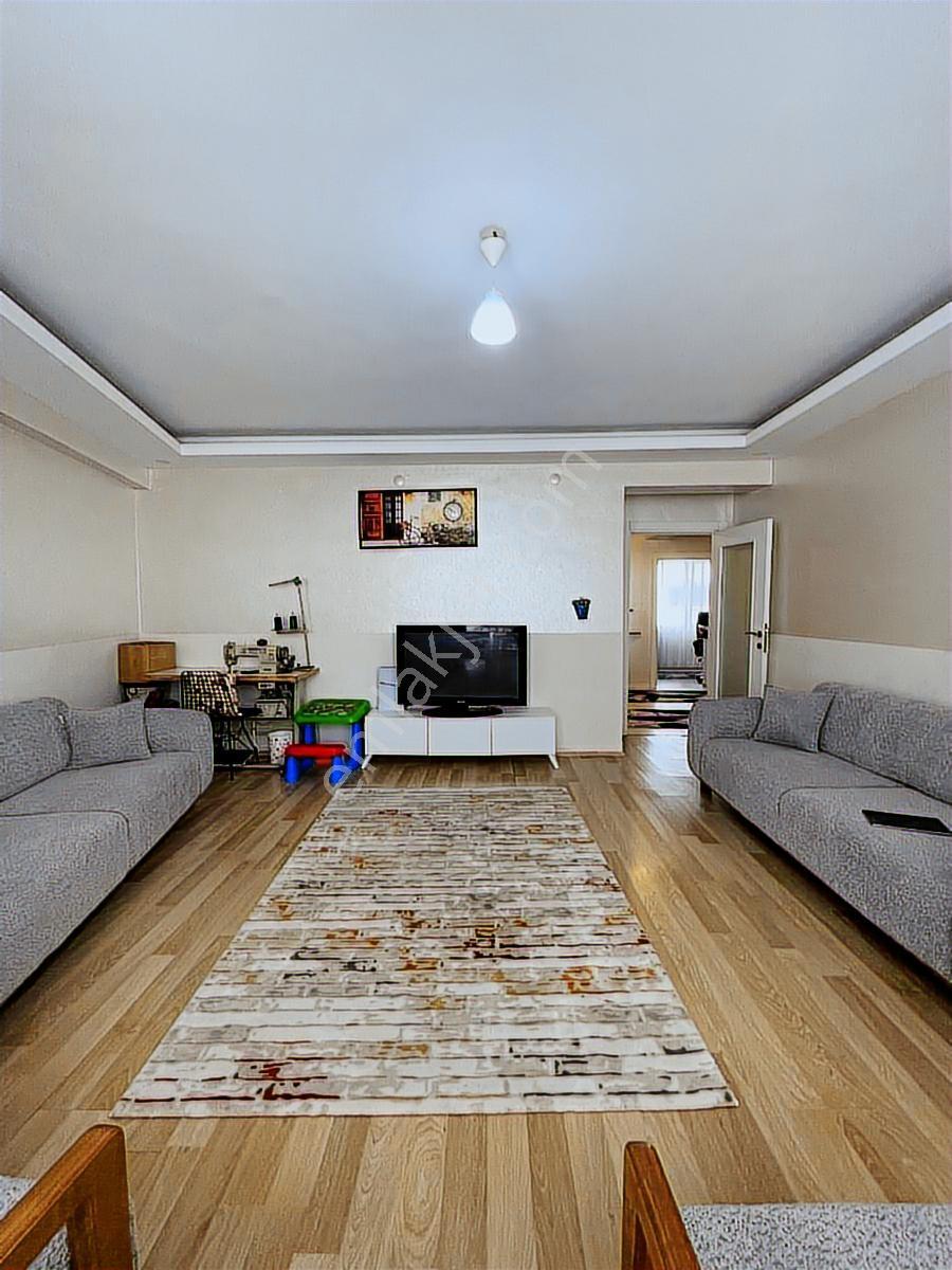 Beyaz Gayrimenkulden Ertuğrulgazi'de Satılık 2+1 Daire — fotoğraf 22