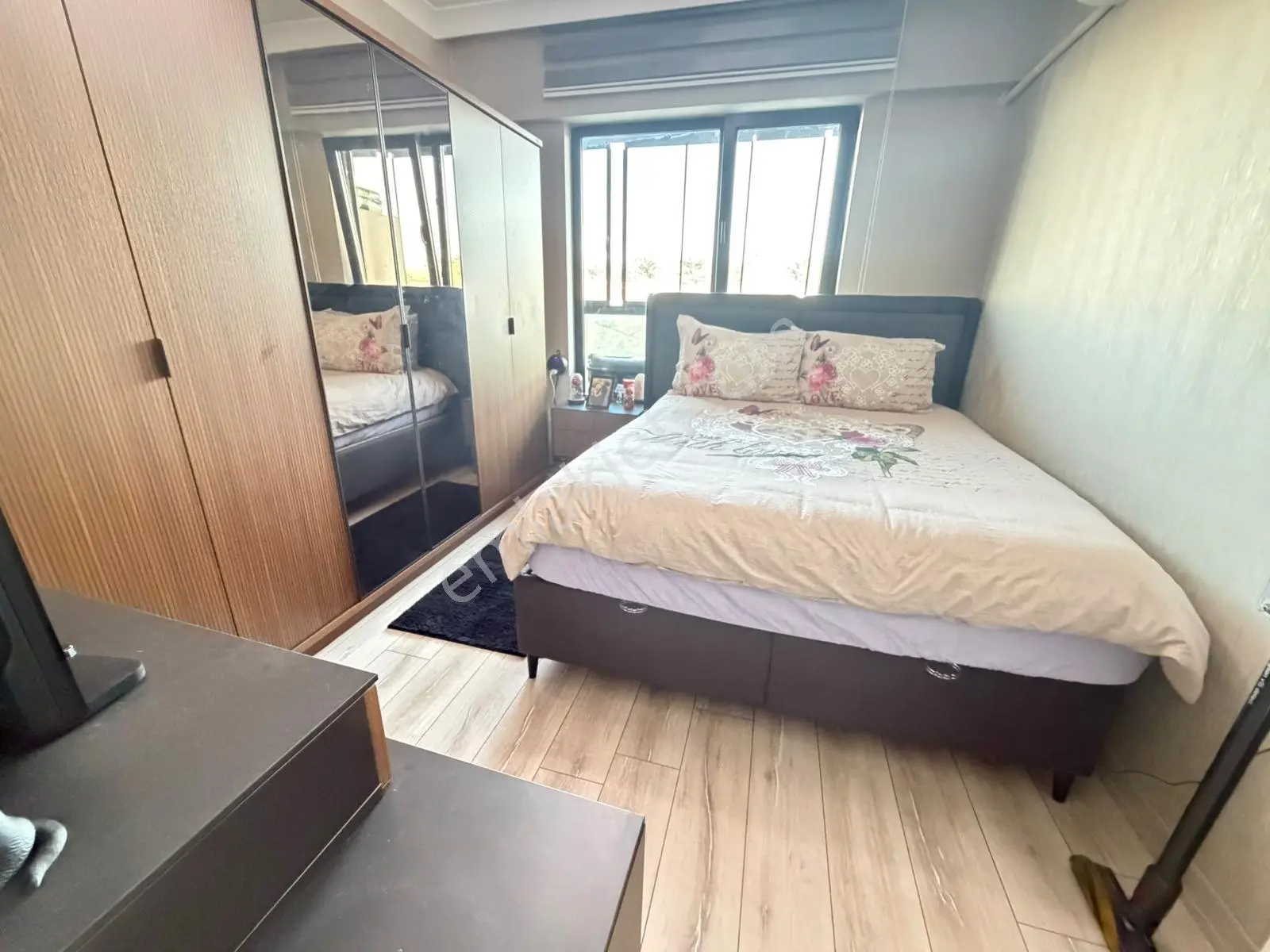 Polat Live'dan İstanbul Yolu Metrosuna Yürüme Mesafesin 65m2 1+1 — fotoğraf 9