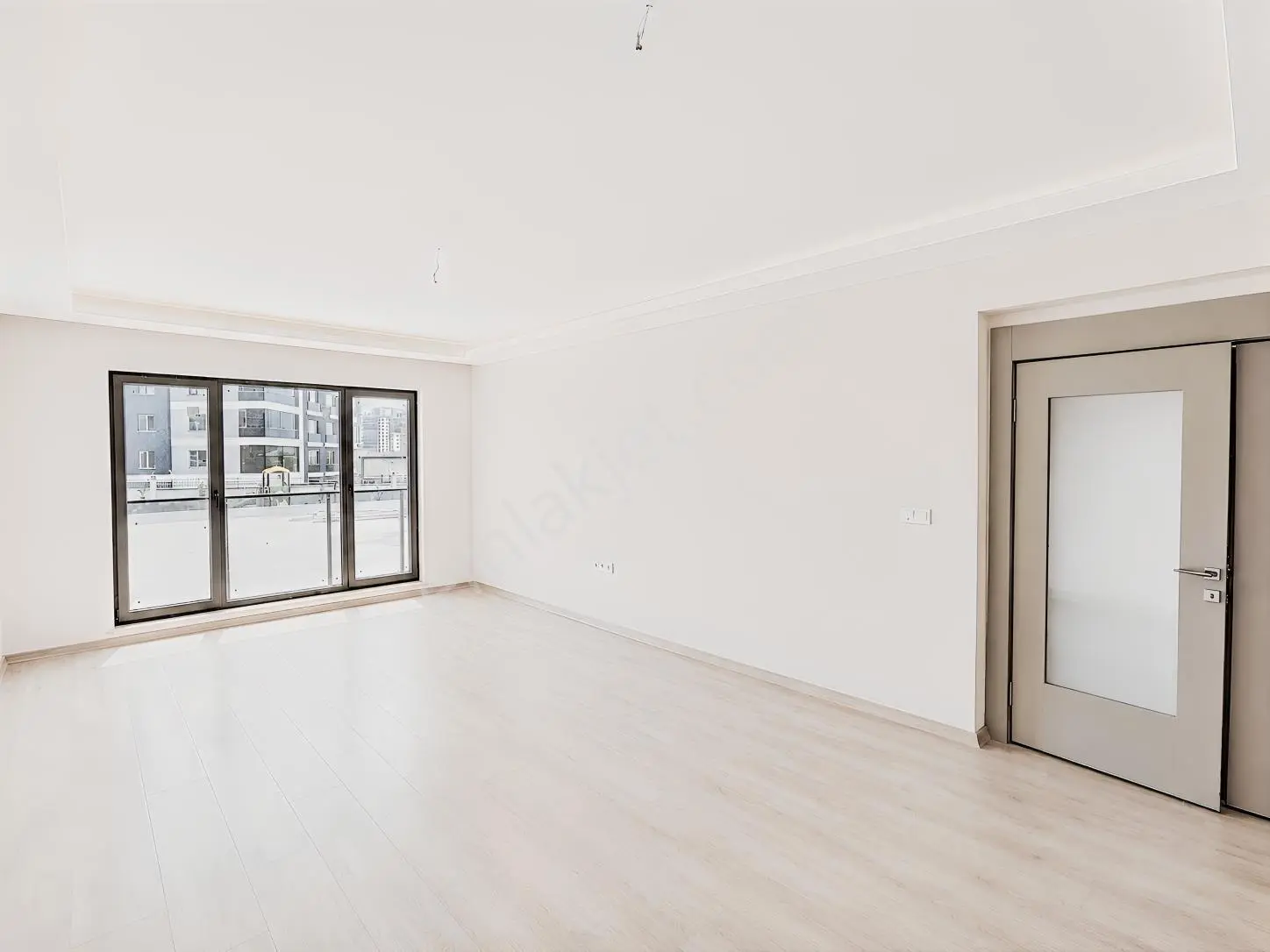 Marka | Susuz&göksu Bölgesinde Hemen Tapu Hemen Teslim 4+1+1 Satılık Sıfır Daire — fotoğraf 8